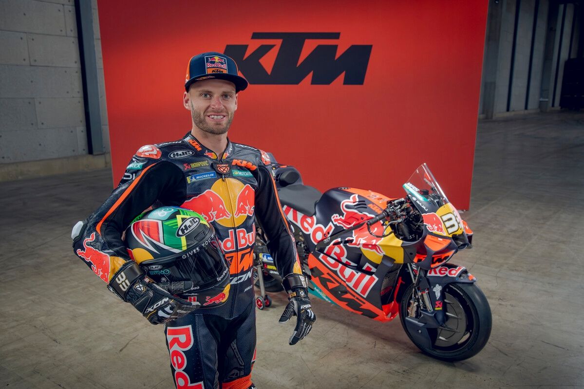 KTM RC16 Red Bull Factory Racing MotoGP 2026 Pedro Acosta Brad Binder 46