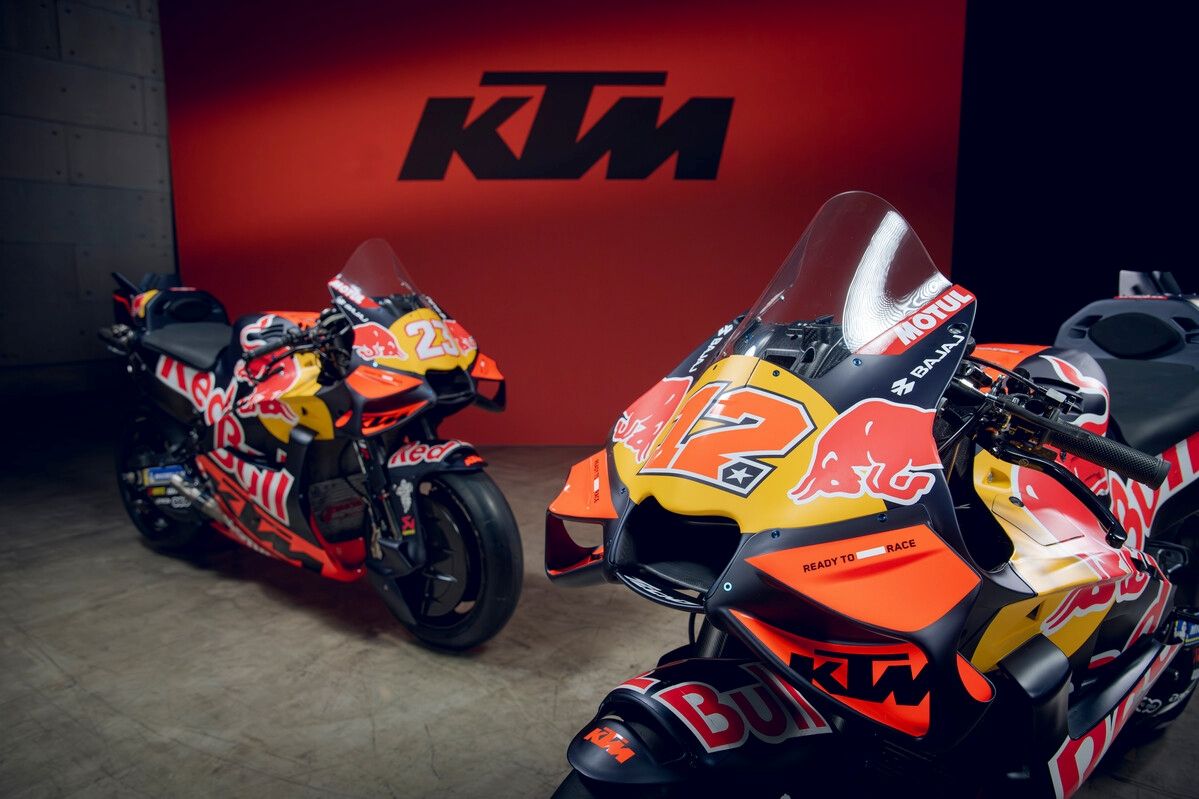 KTM RC16 Red Bull Tech3 MotoGP 2026 Enea Bastianini Maverick Viñales 10