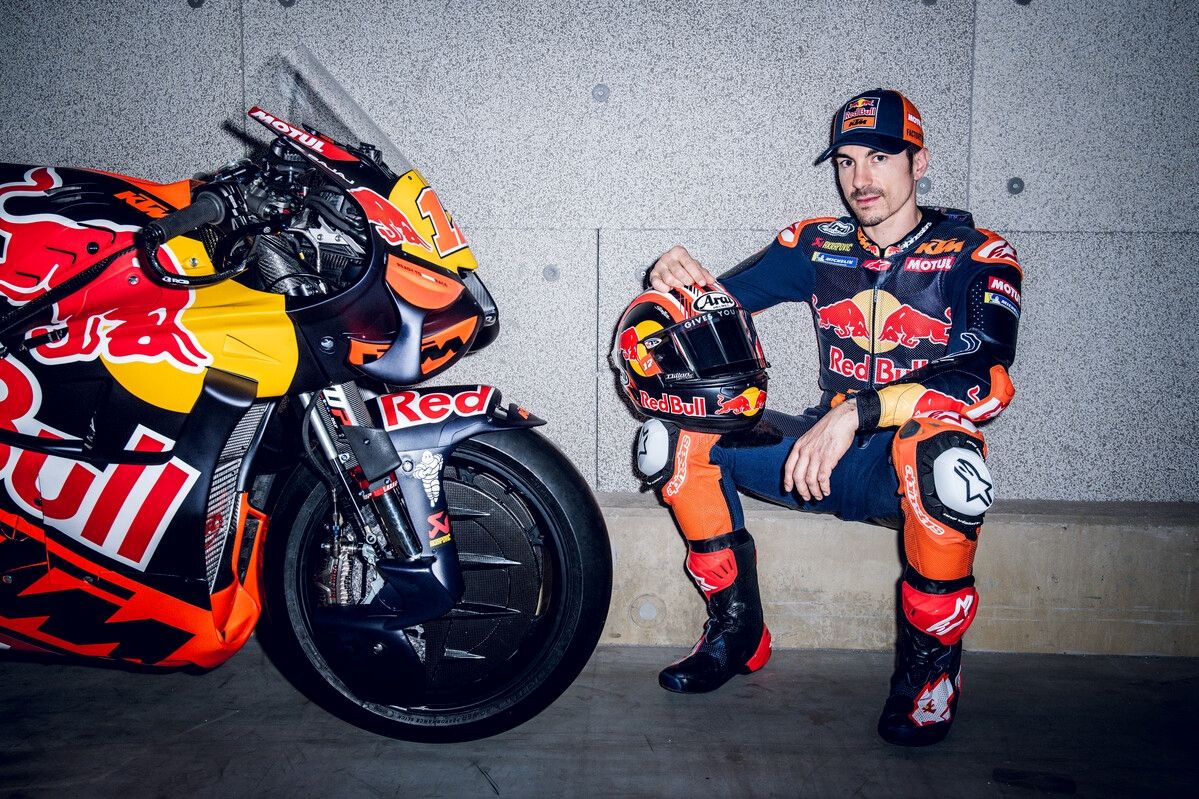 KTM RC16 Red Bull Tech3 MotoGP 2026 Enea Bastianini Maverick Viñales 22