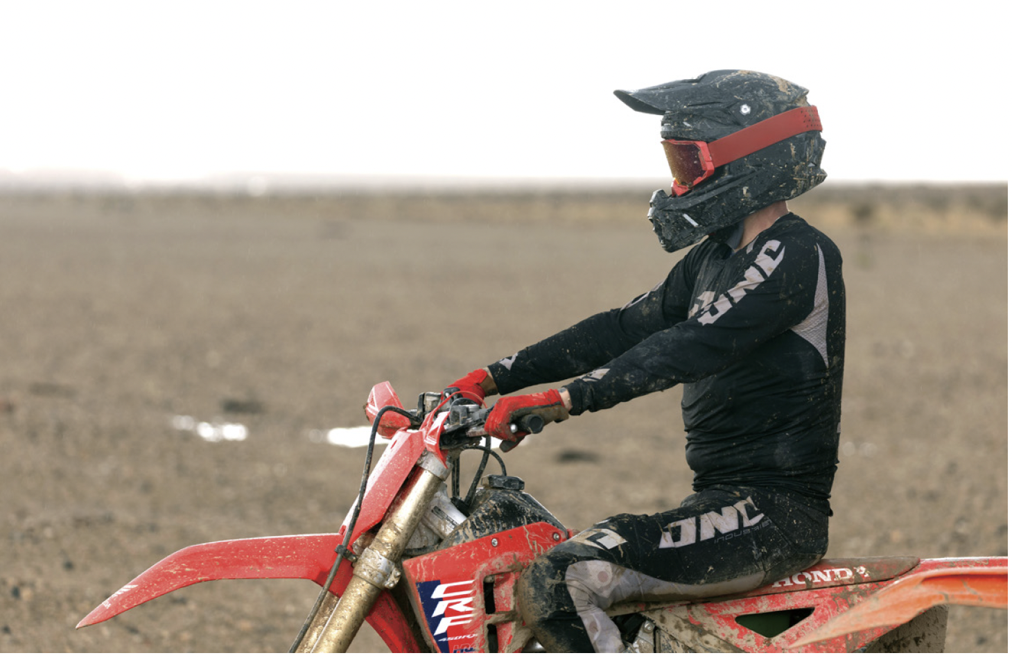 HJC C50: el nuevo casco off road accesible para los más aventureros