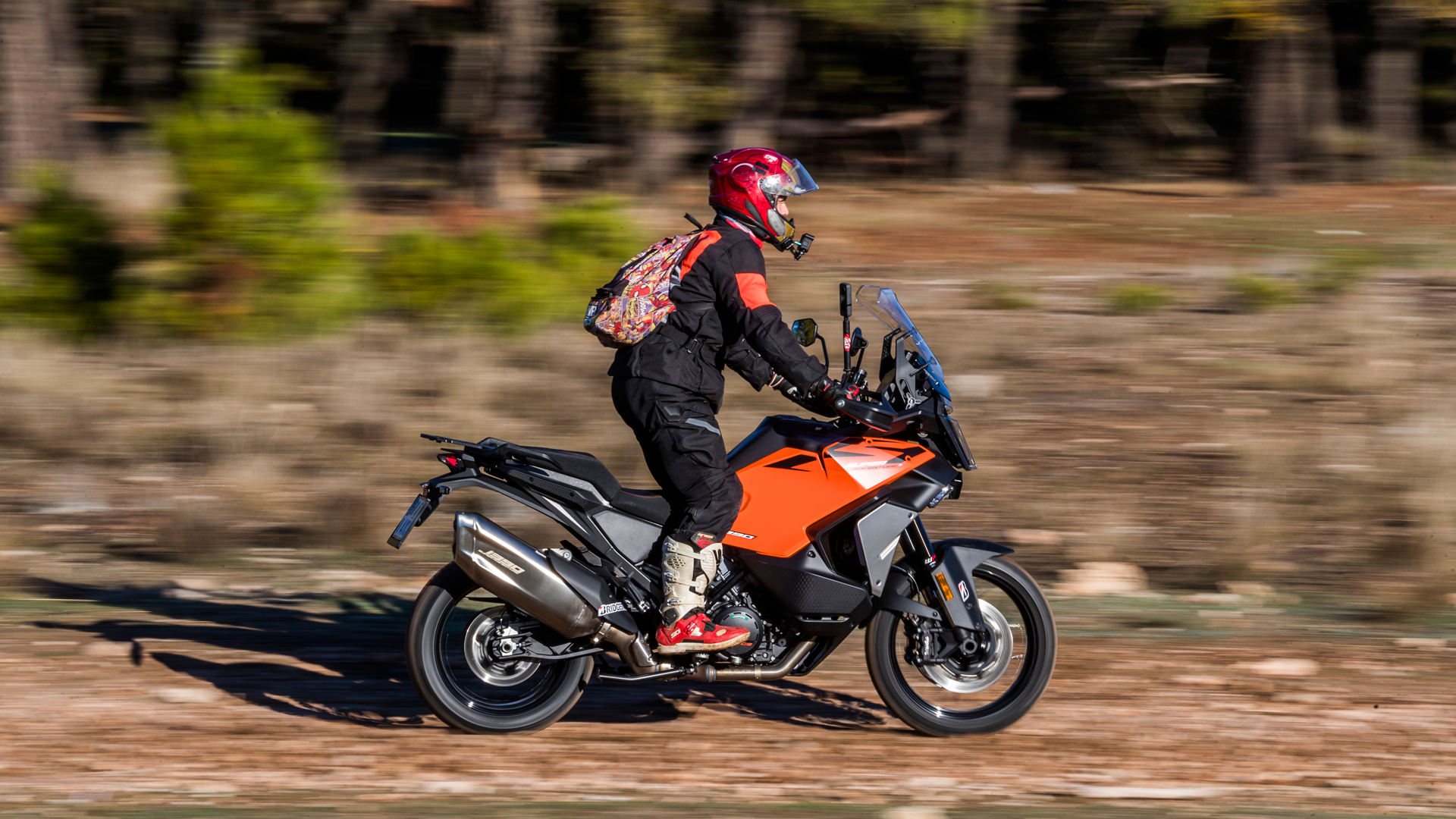 KTM 1390 Super Adventure S 2026 Accion (2)