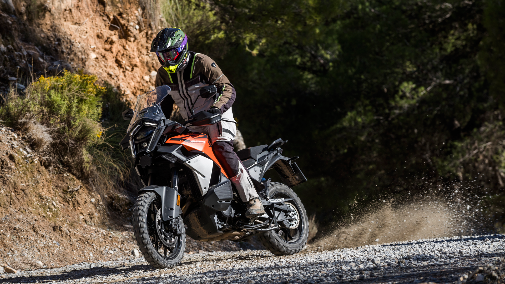 KTM 1390 Super Adventure S 2026 Accion (12)