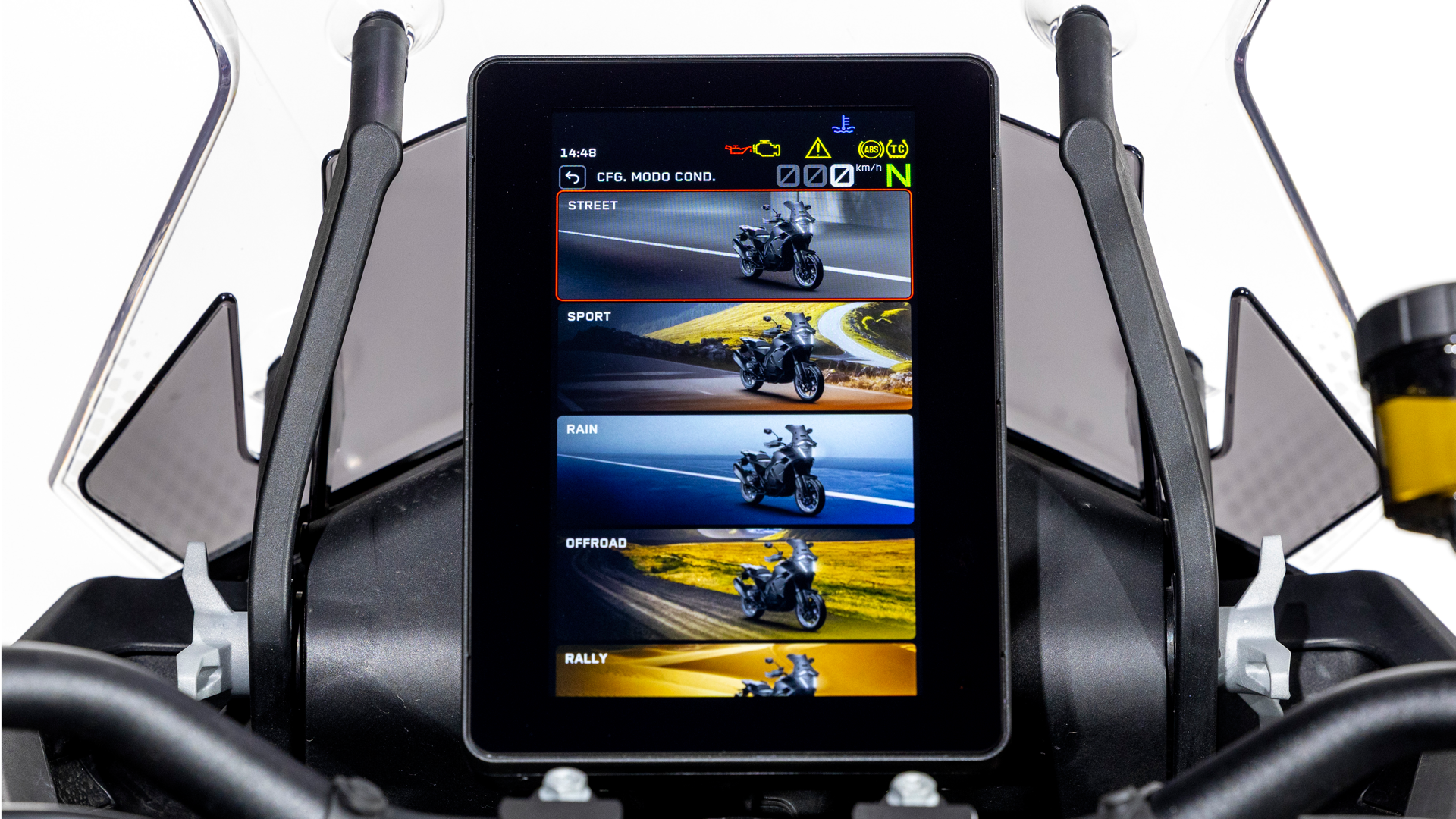 KTM 1390 SUPER ADVENTURE S EVO Detall 050