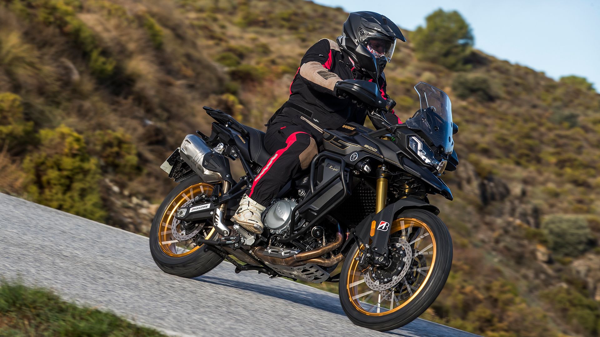 Voge 900 DSX 2025 Accion (1)