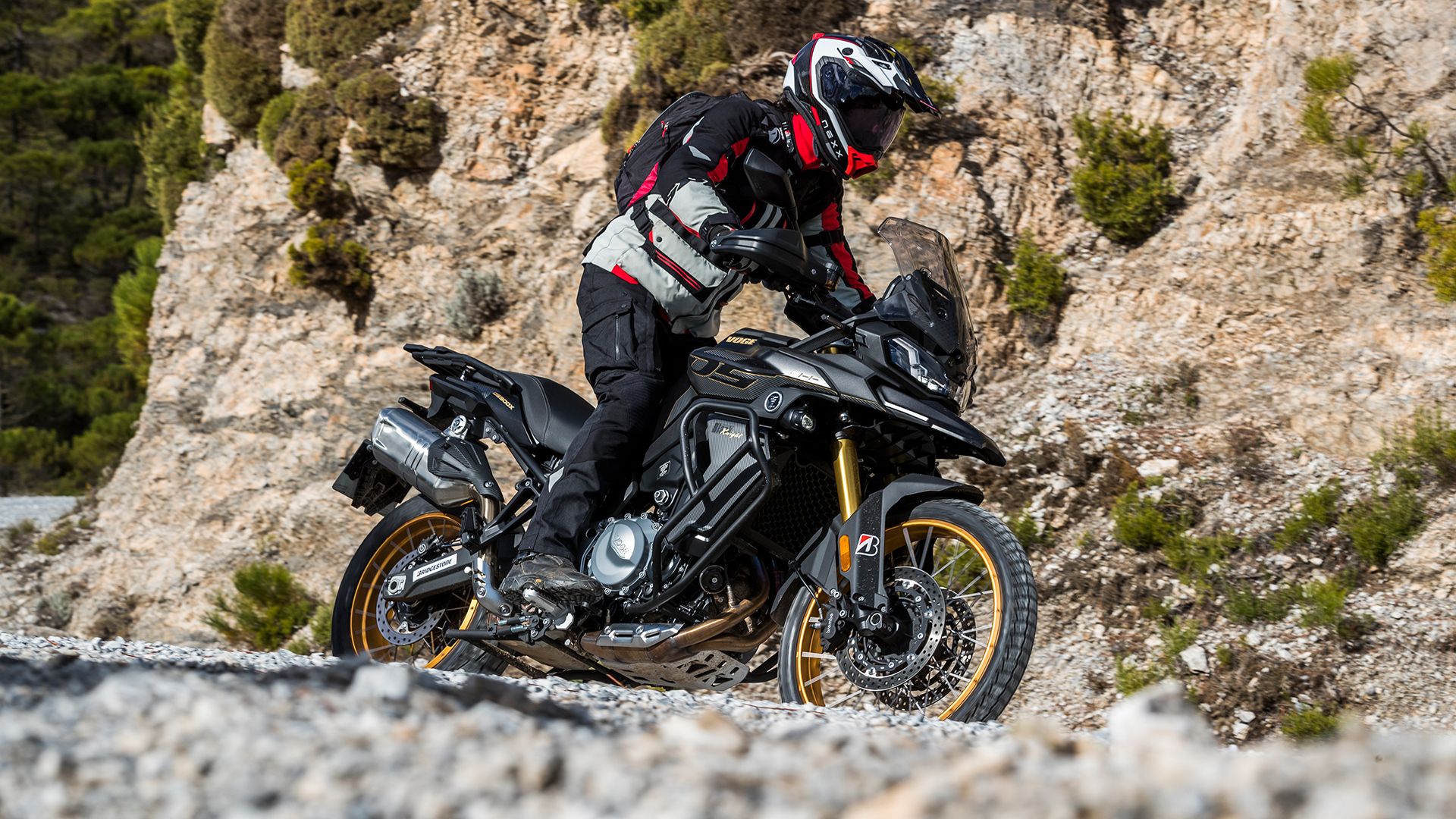 Voge 900 DSX 2025 Accion (8)