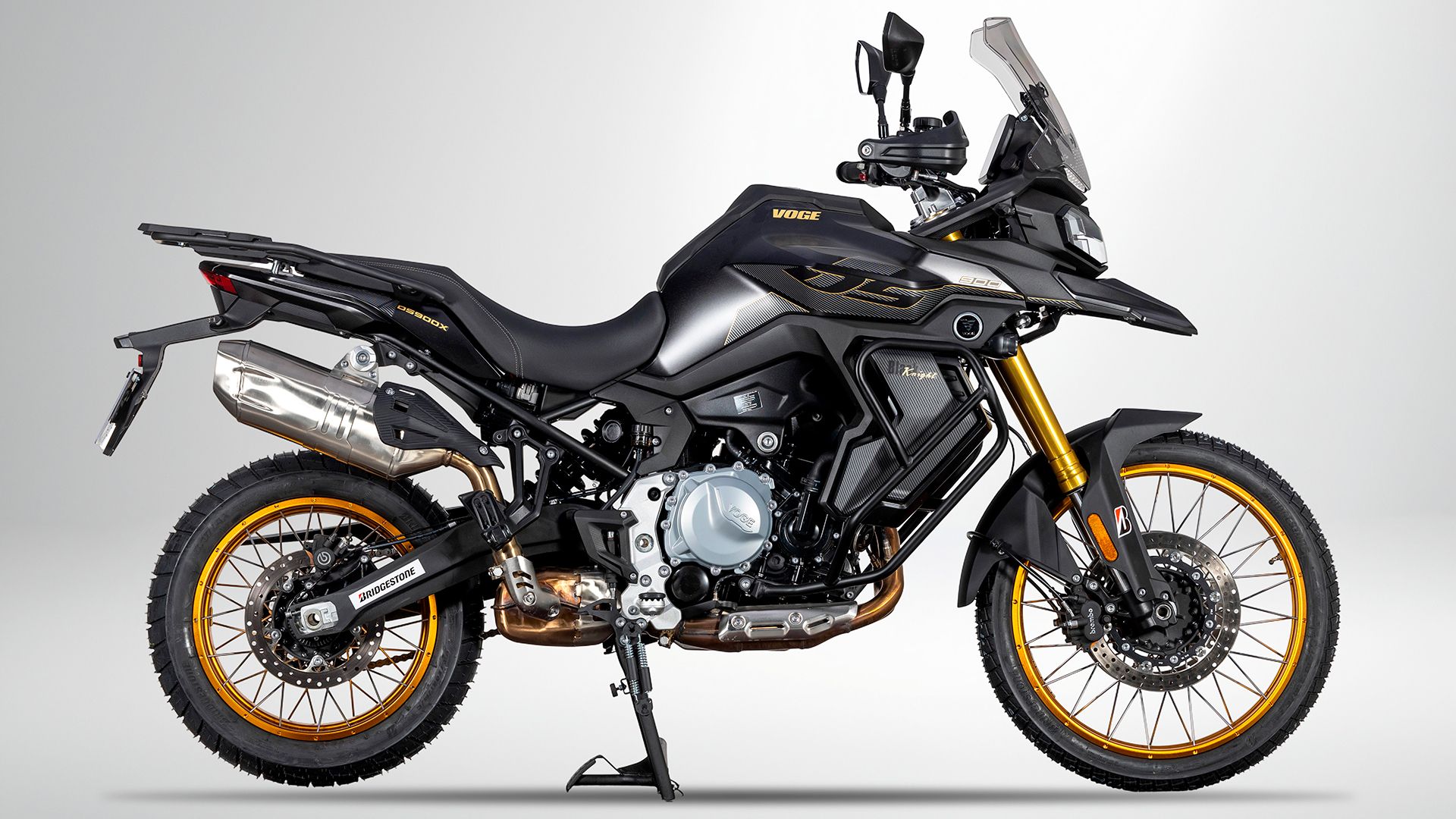 VOGE 900 DSX Detall 001