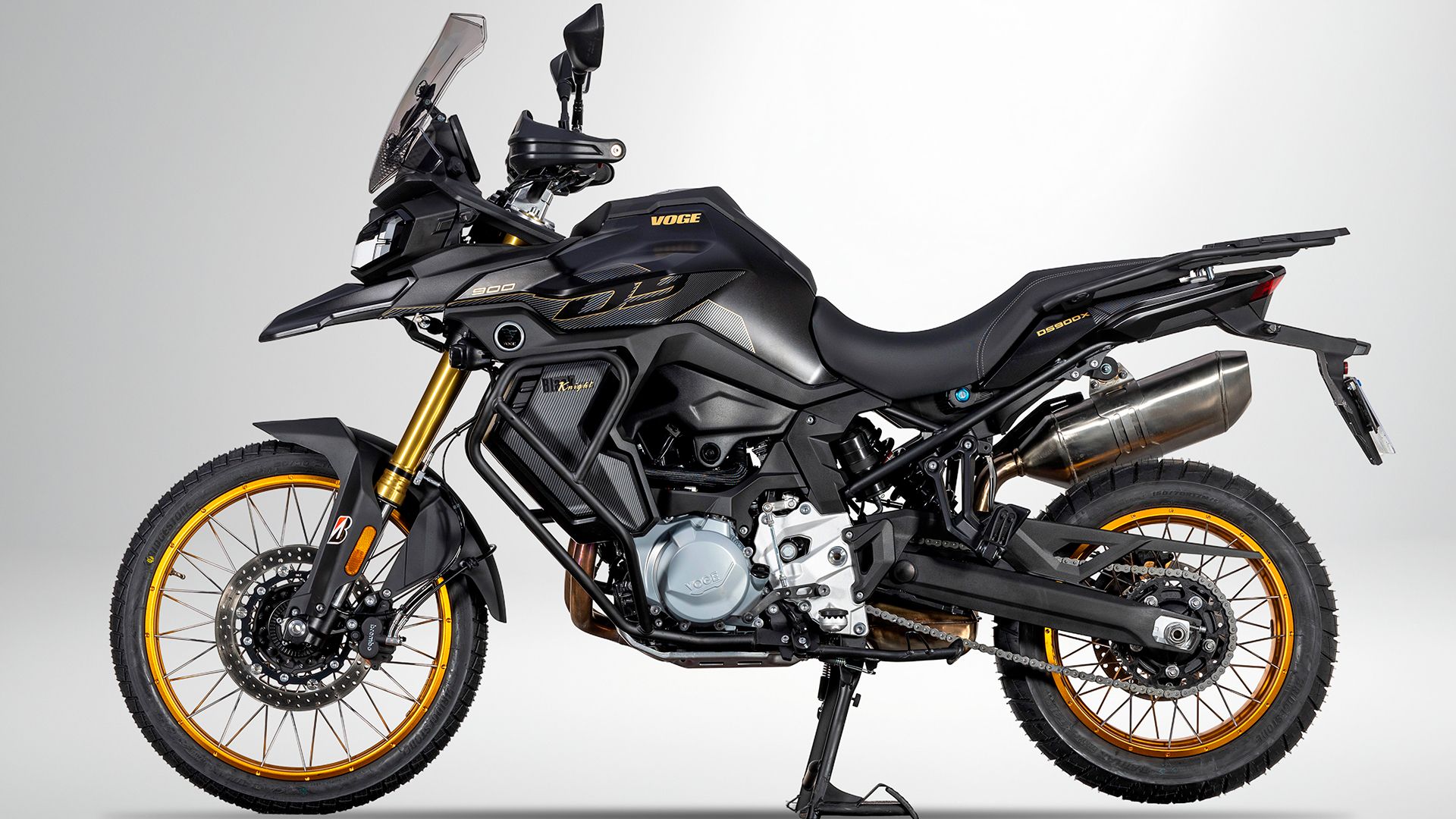 VOGE 900 DSX Detall 003