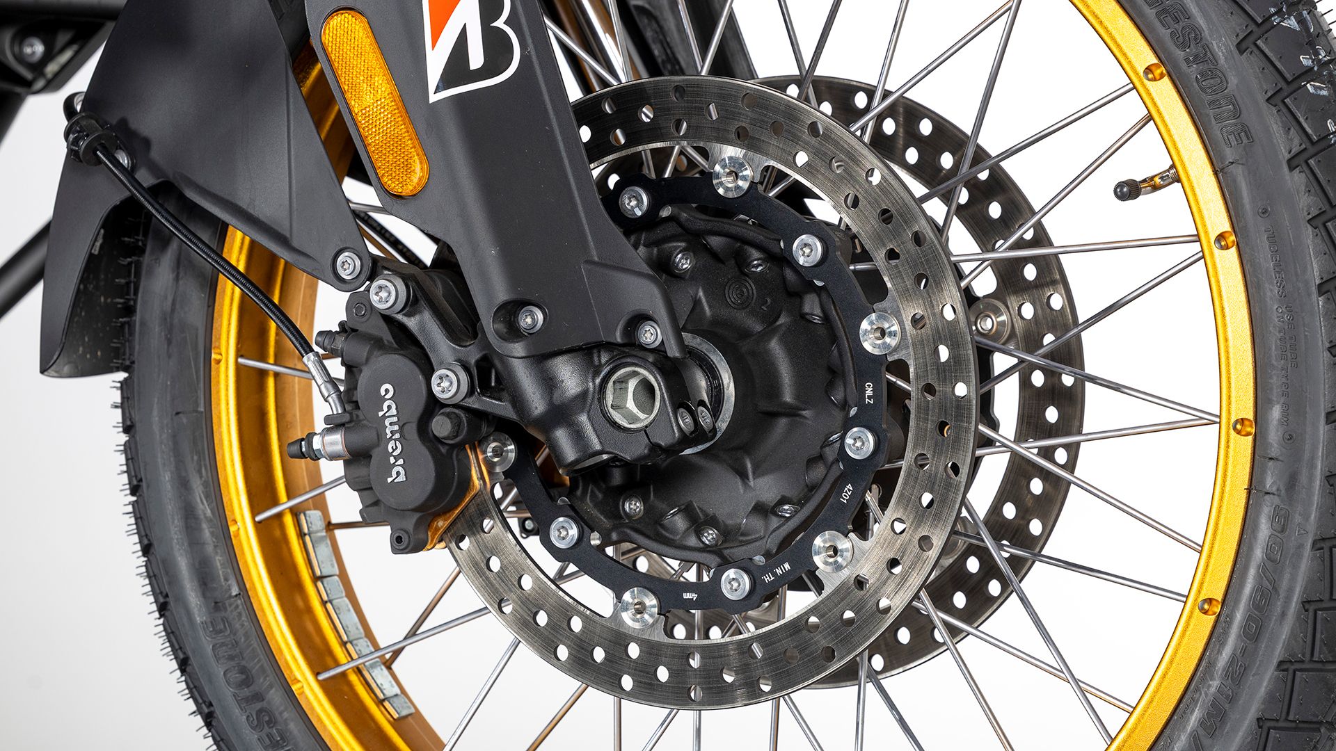 VOGE 900 DSX Detall 007