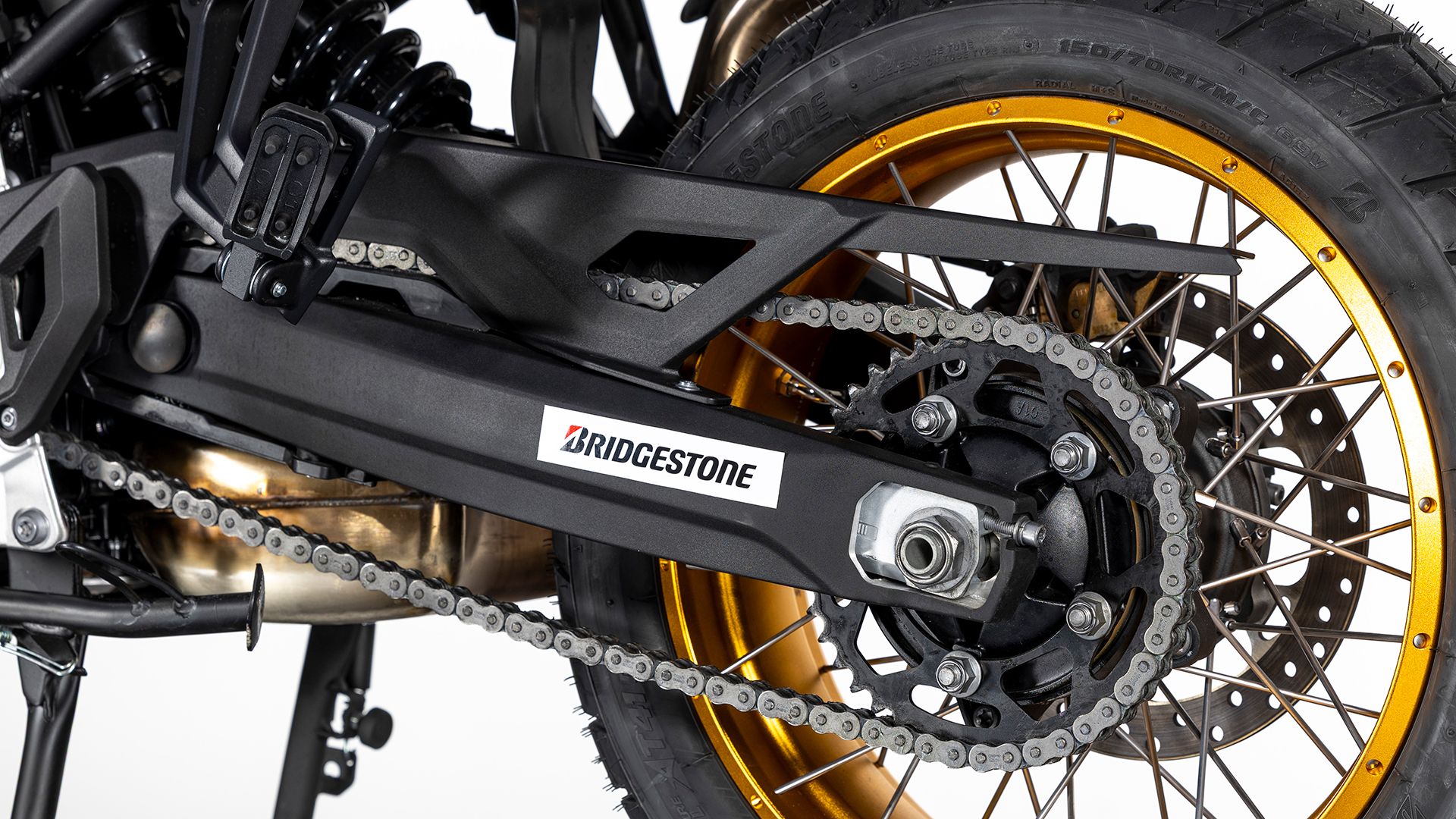 VOGE 900 DSX Detall 018