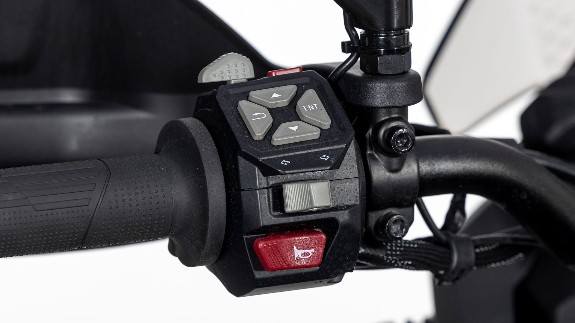 VOGE 900 DSX Detall 025