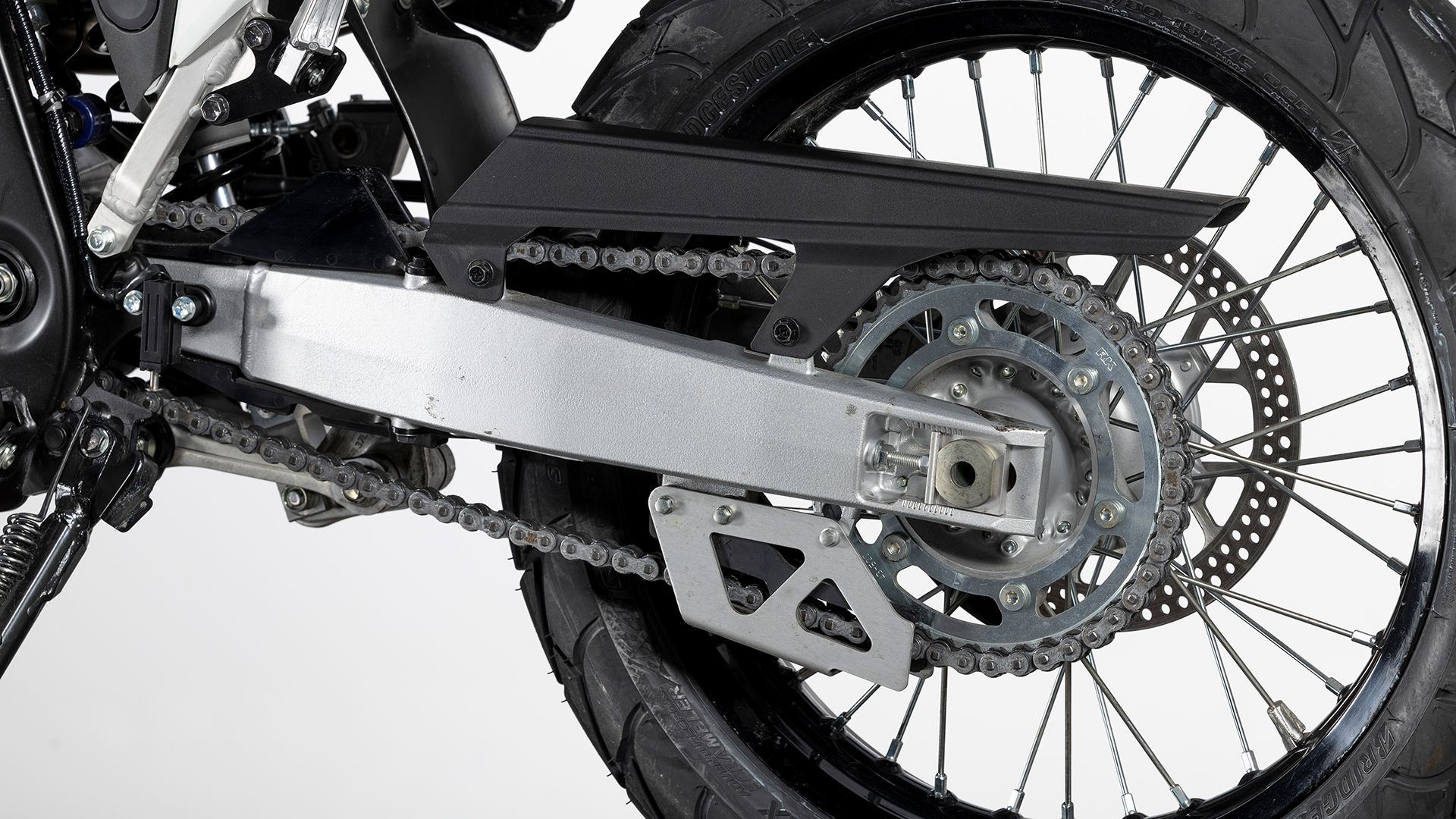 Suzuki DR Z4S Detalles