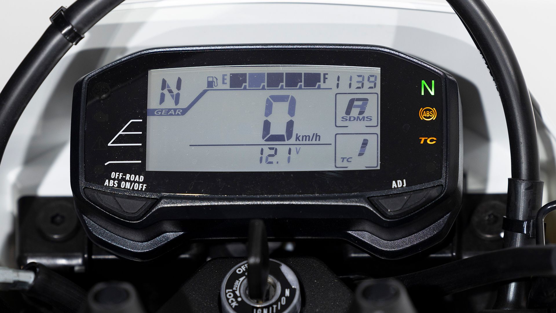 Suzuki DR Z4S Detalles