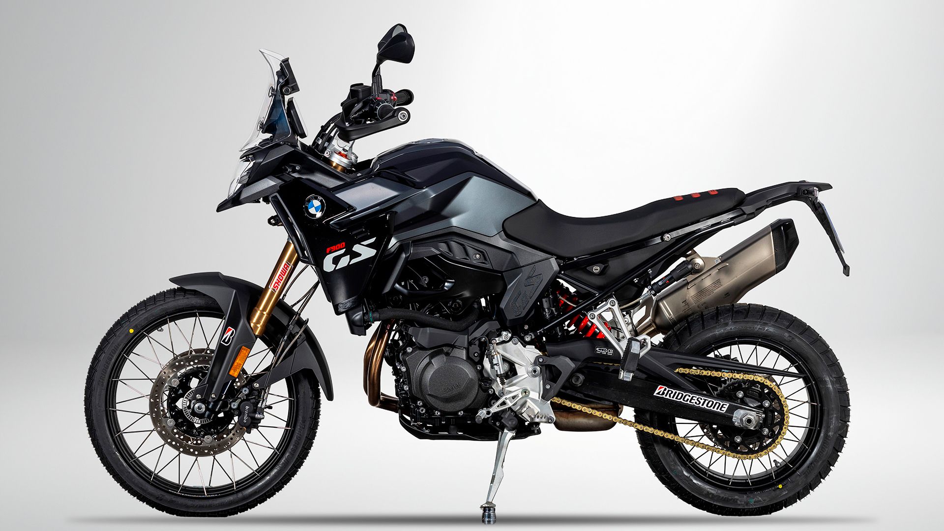 BMW F 900 GS Estudio
