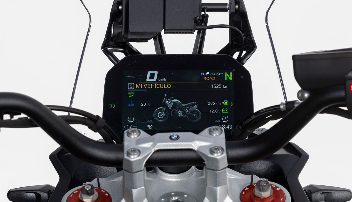 BMW F 900 GS Detalles