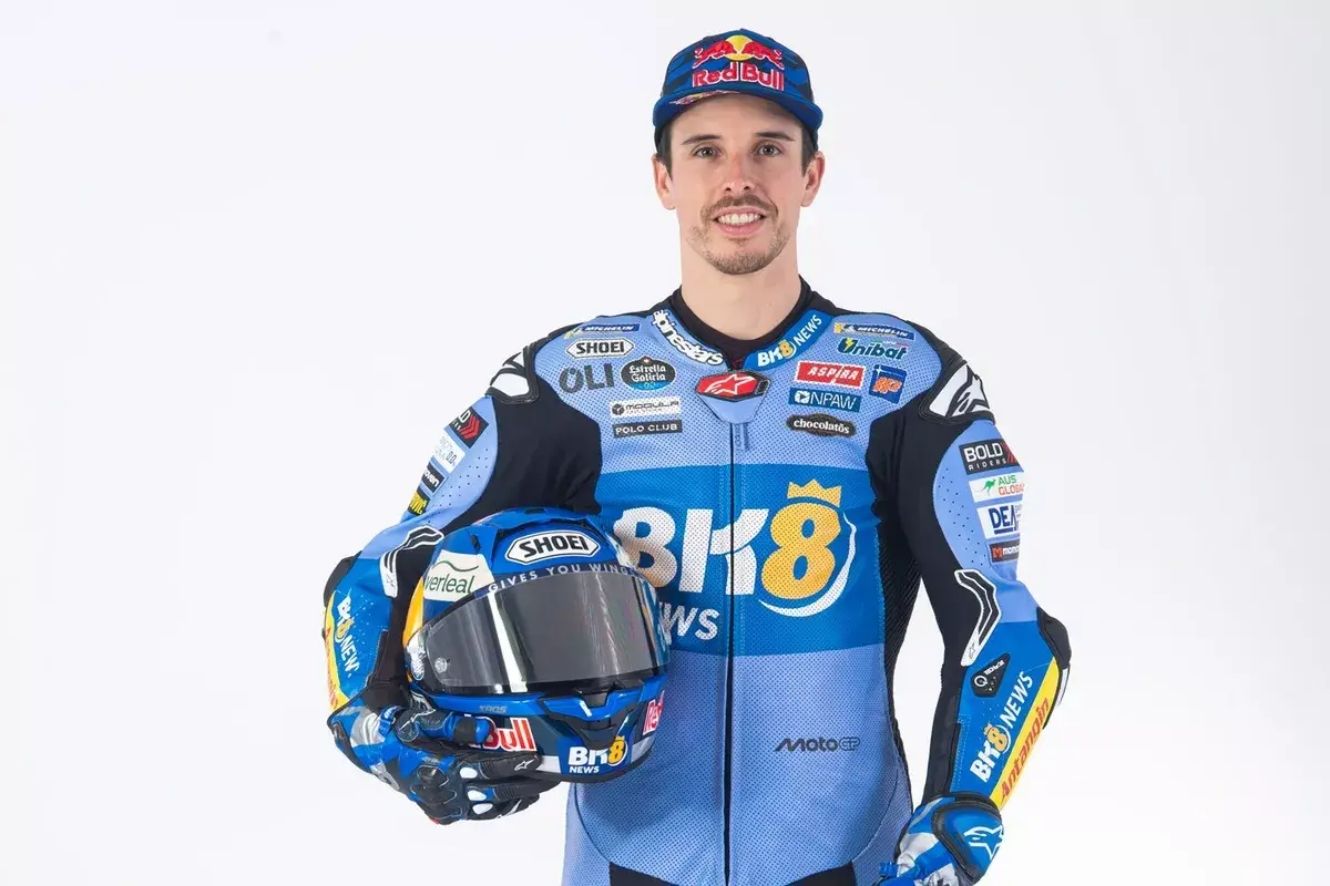 Ducati Desmosedici GP26 GP25 Gresini Racing MotoGP 2026 Álex Márquez Fermín Aldeguer 01