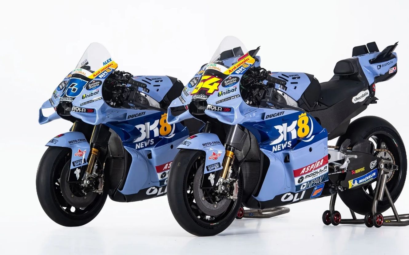 Ducati Desmosedici GP26 GP25 Gresini Racing MotoGP 2026 Álex Márquez Fermín Aldeguer 11