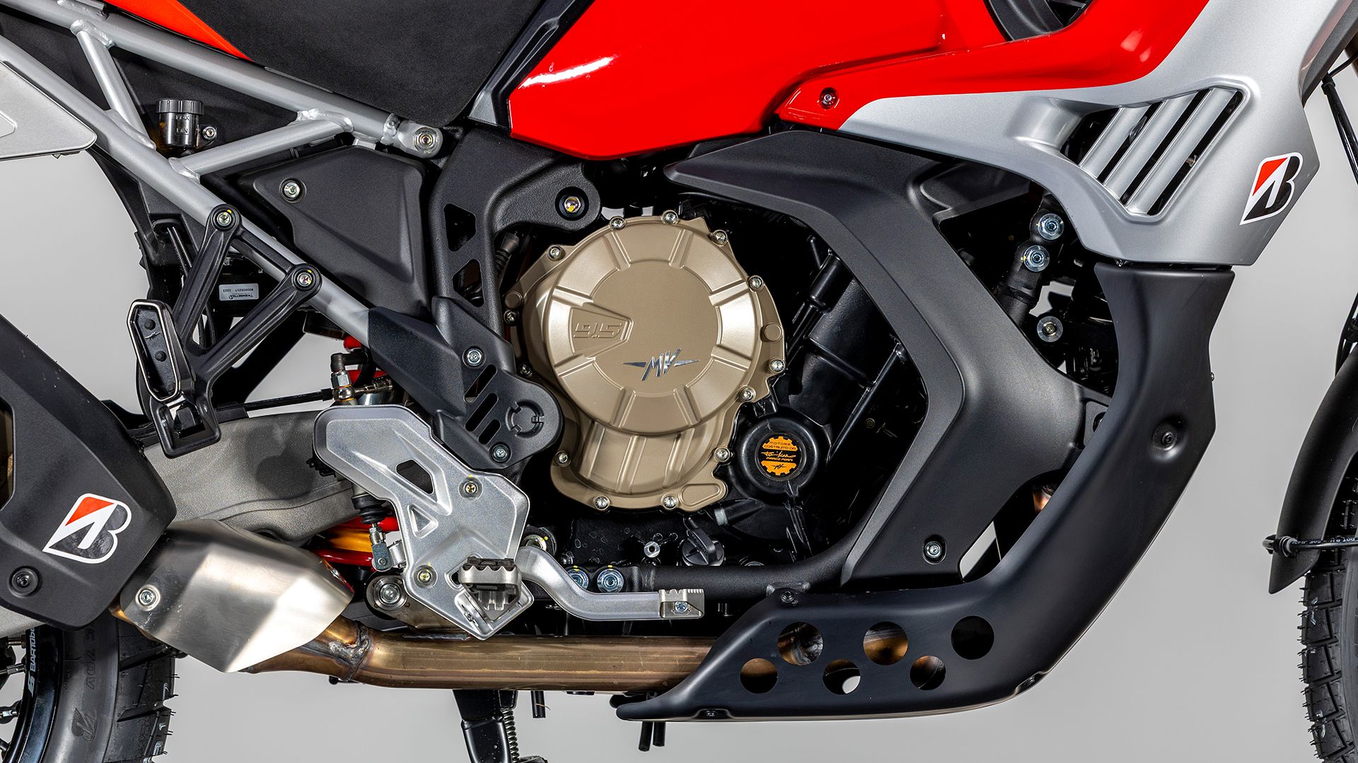 MV AGUSTA ENDURO VELOCE Detall 006