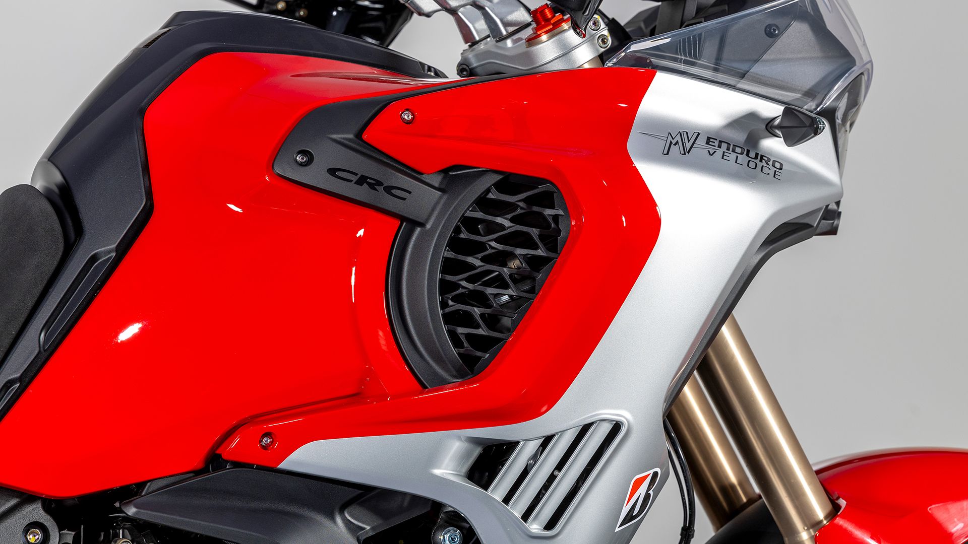 MV AGUSTA ENDURO VELOCE Detall 007