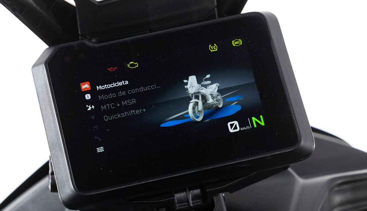 KTM 890 ADVENTURE R Detall 022