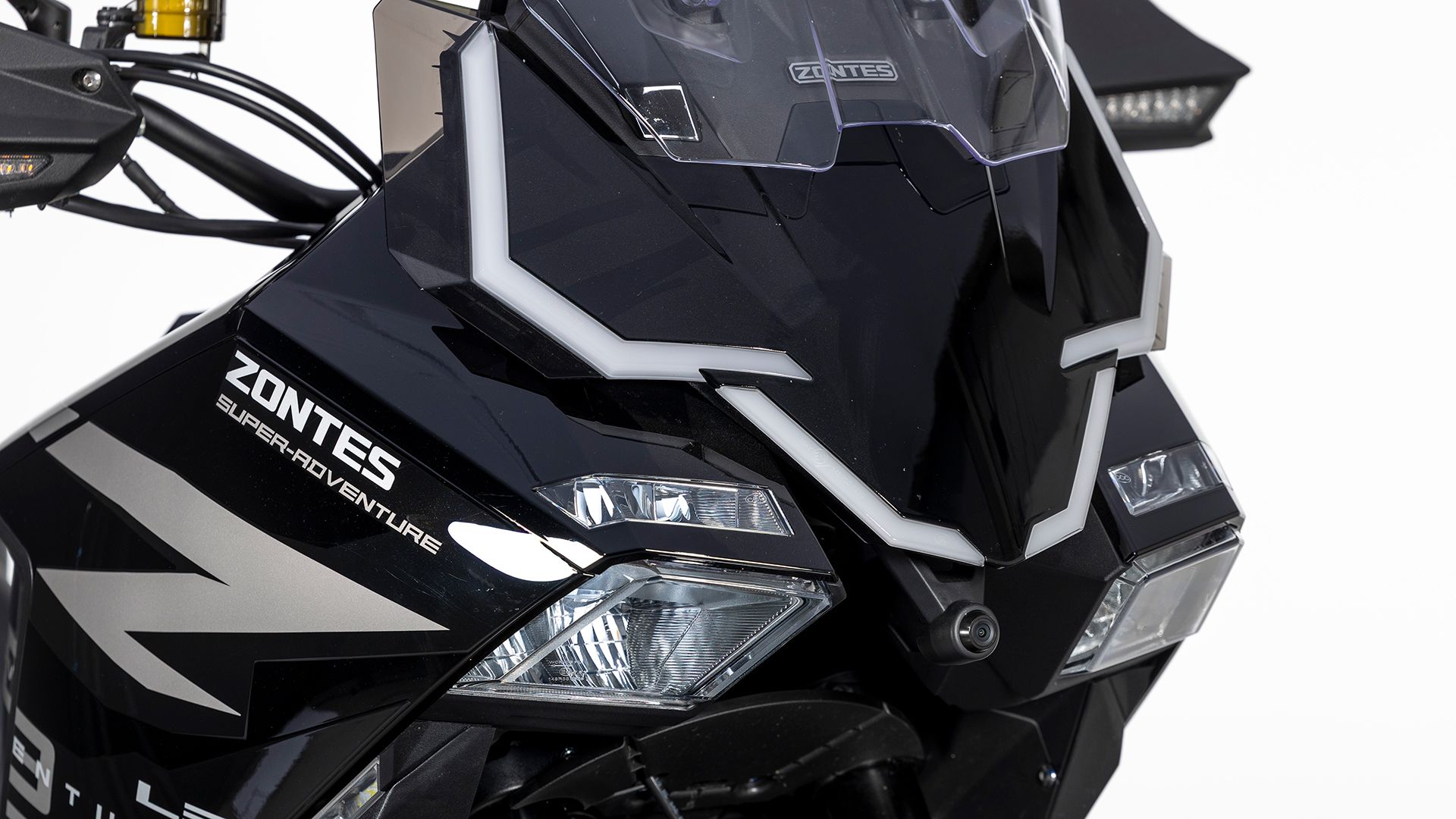 ZONTES 703 F Detall 009