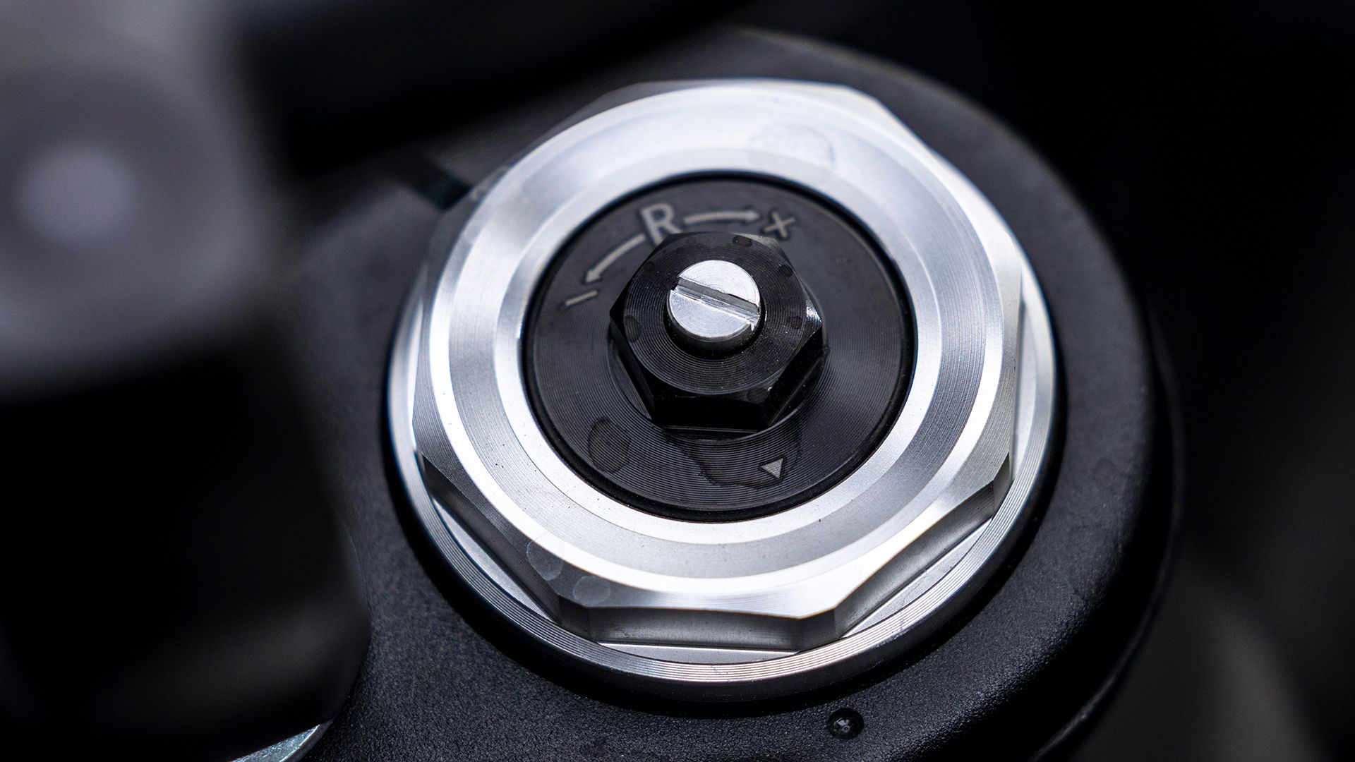 ZONTES 703 F Detall 025