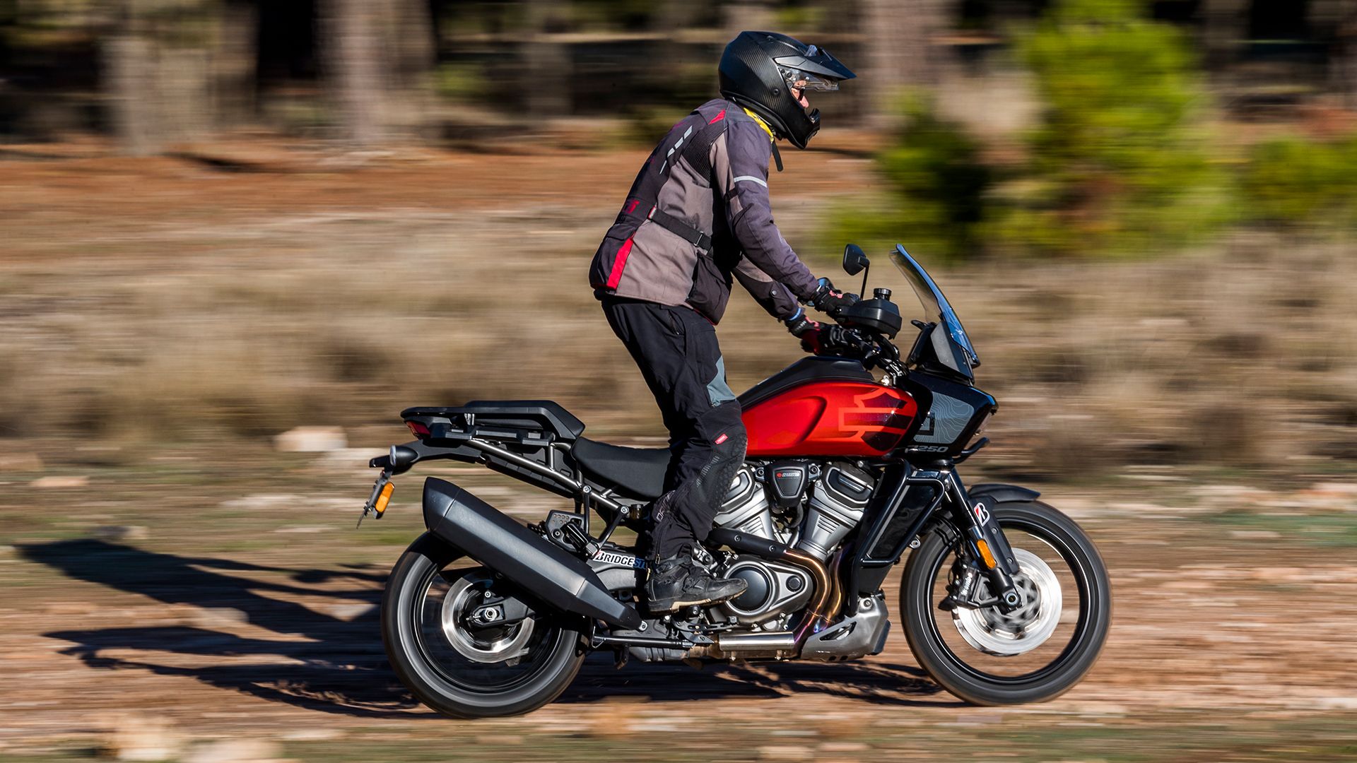 Harley Davidson Pan America 1250 Special 2025 Accion (2)