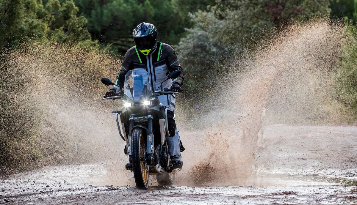 Kove 800 X 2025 Accion (4)