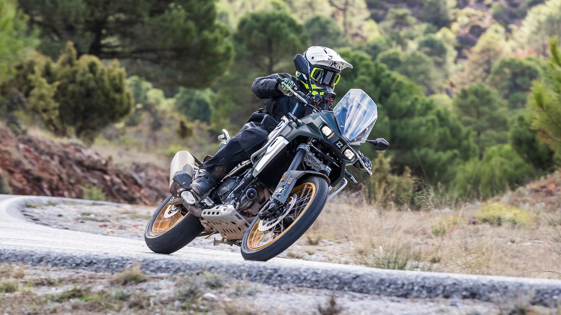 Kove 800 X 2025 Accion (6)