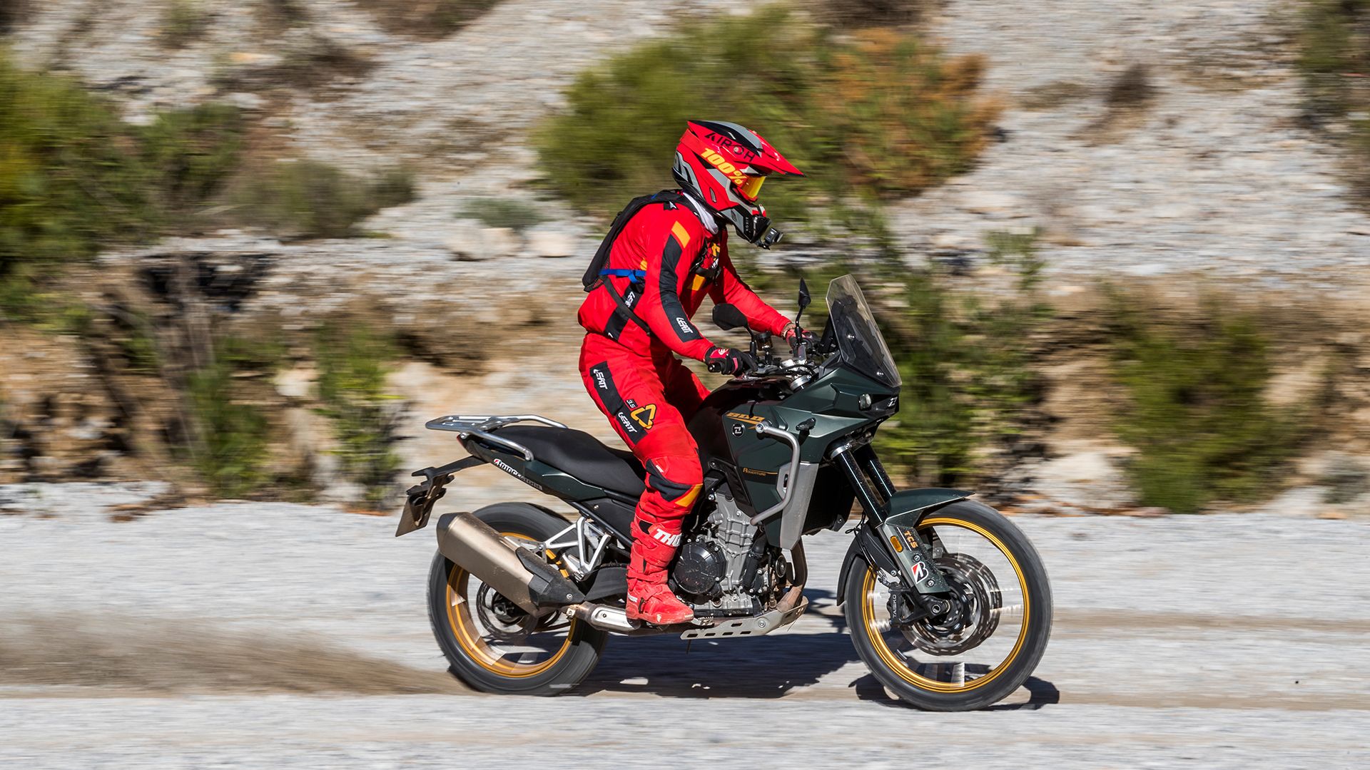 Kove 800 X 2025 Accion (9)