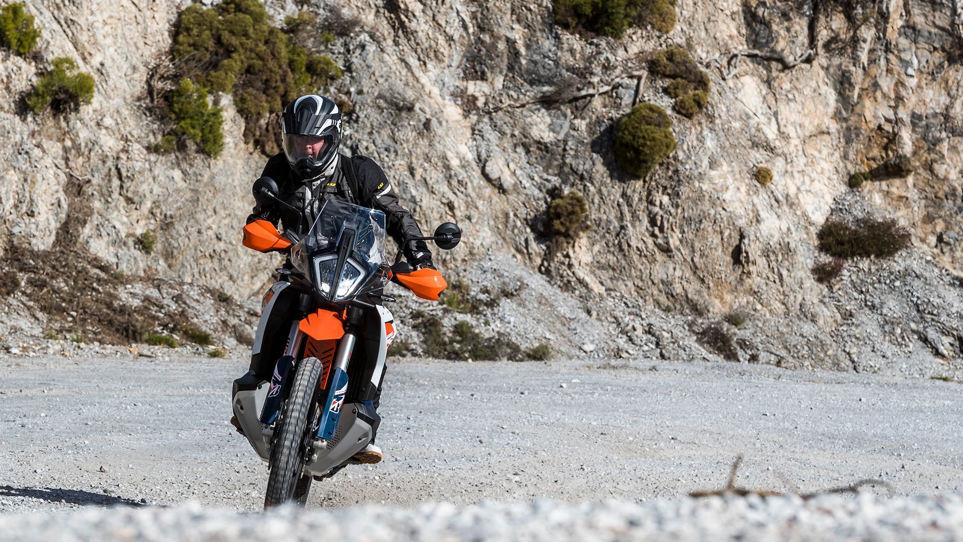 KTM 890 Adventure R 2025 Accion (3)
