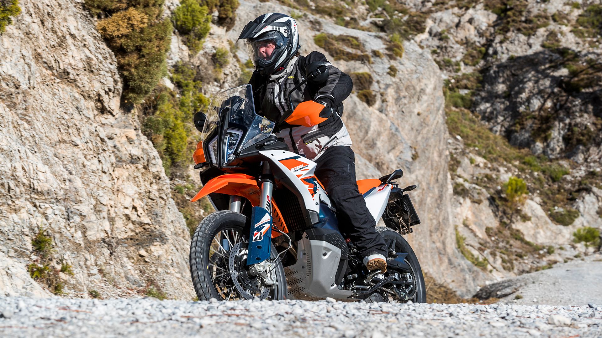 KTM 890 Adventure R 2025 Accion (4)