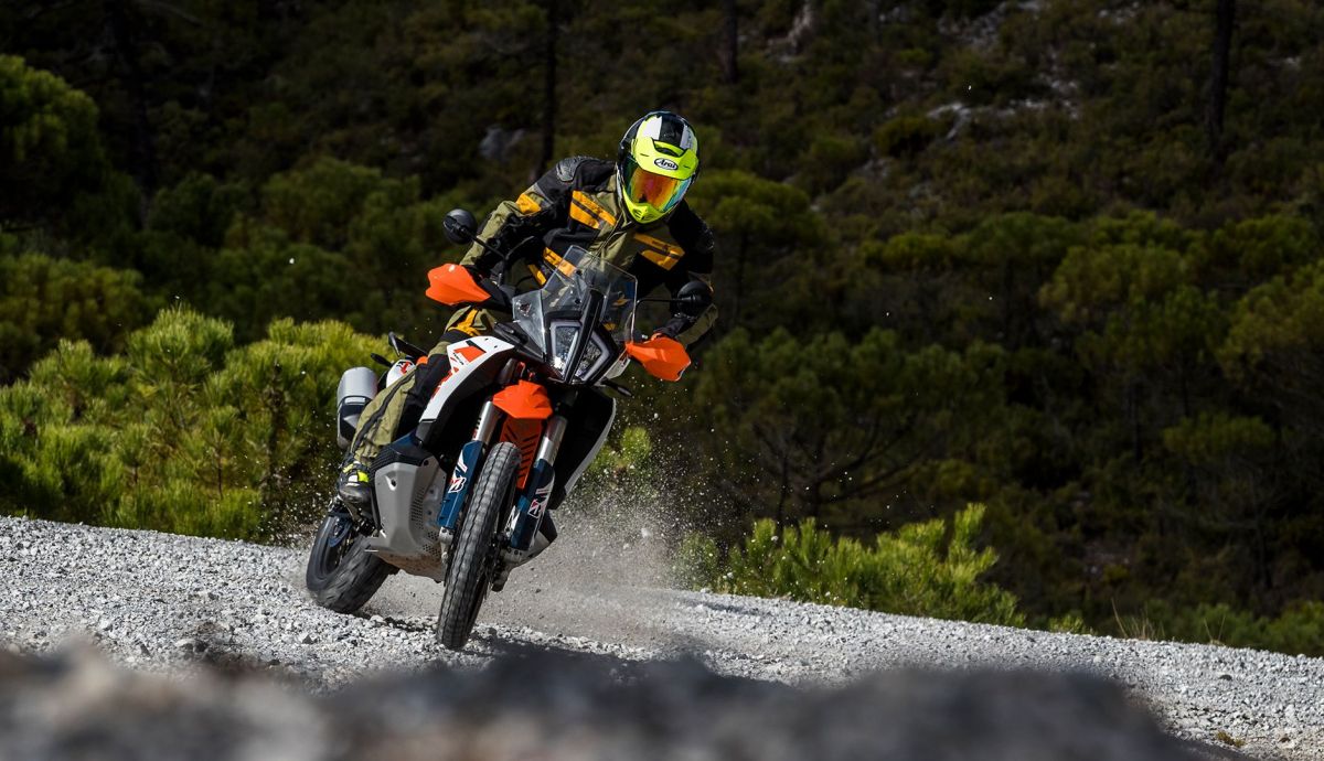 KTM 890 Adventure R 2025 Accion (5)