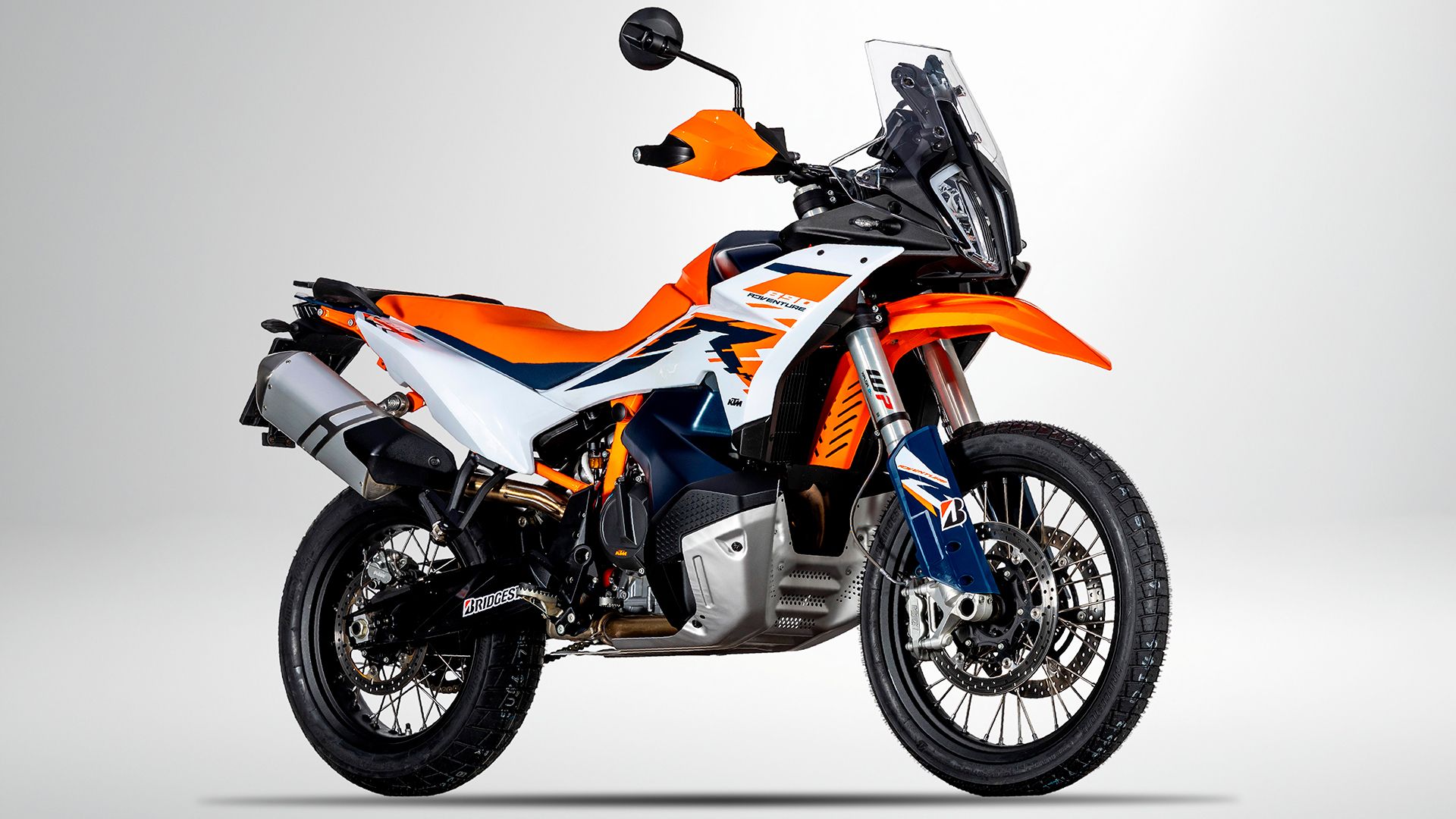 KTM 890 ADVENTURE R Detall 002