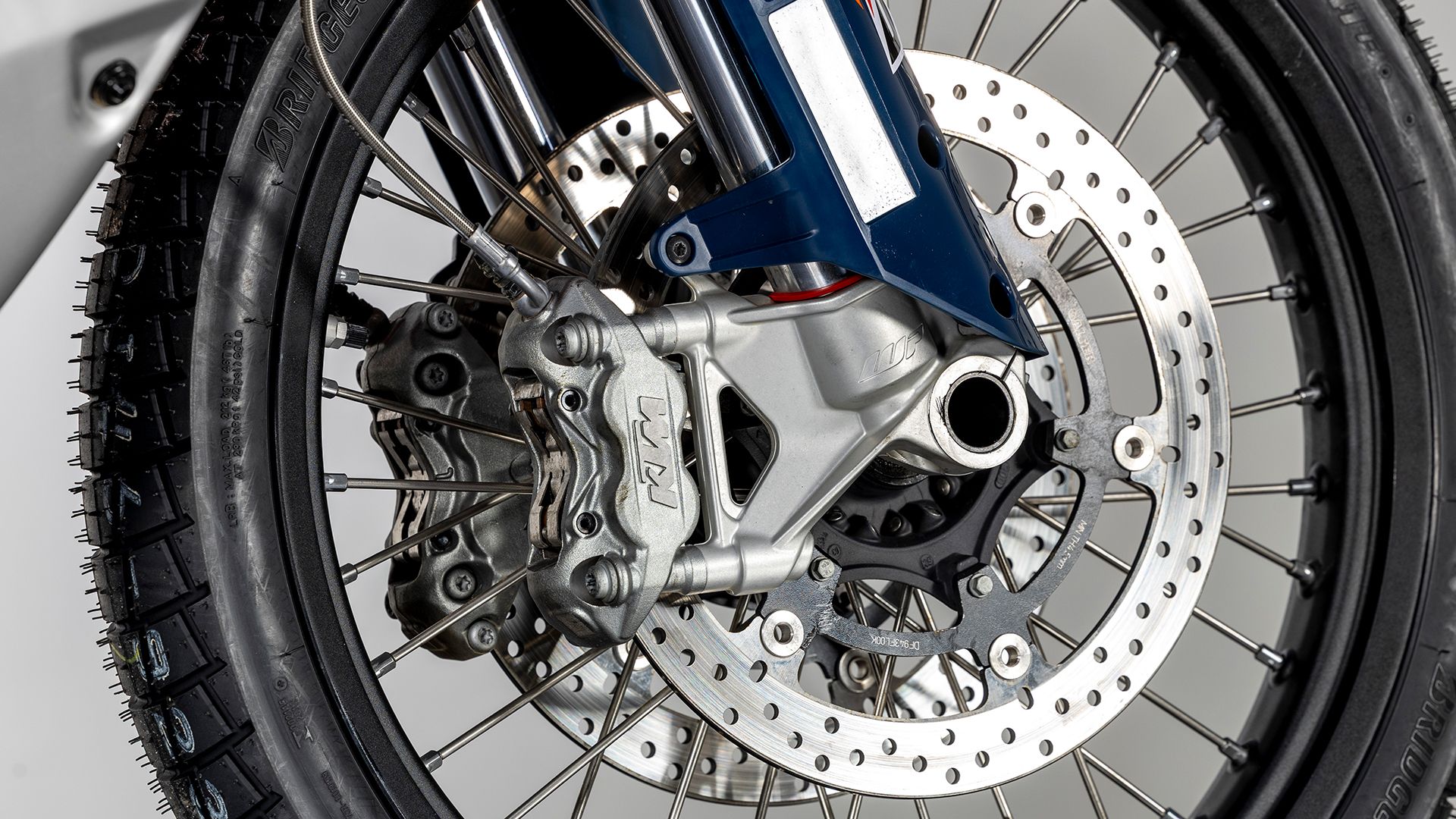 KTM 890 ADVENTURE R Detall 007