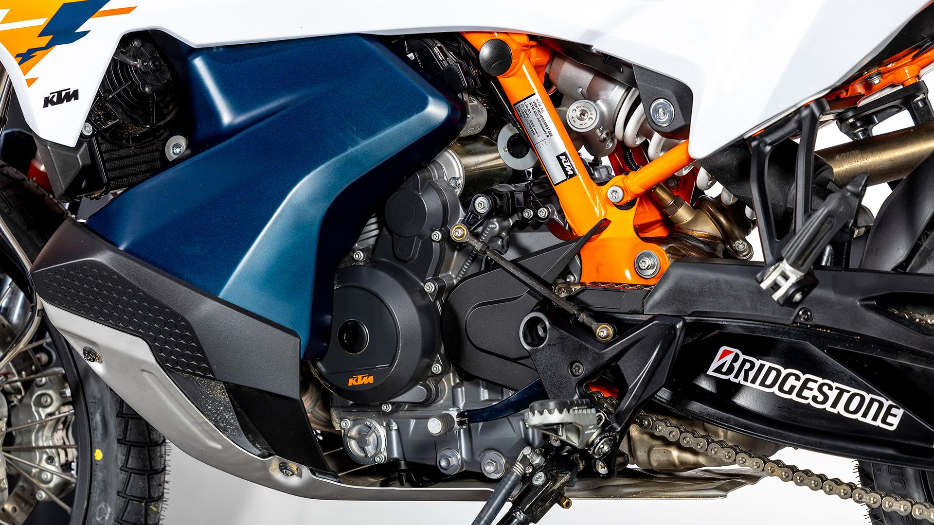 KTM 890 ADVENTURE R Detall 019