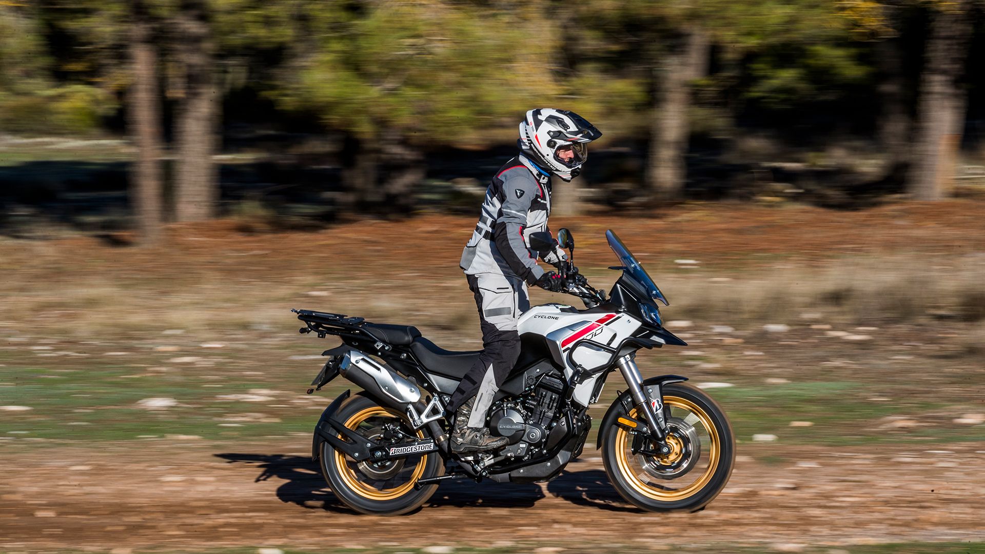 Cyclone RX600 2025 Accion (1)