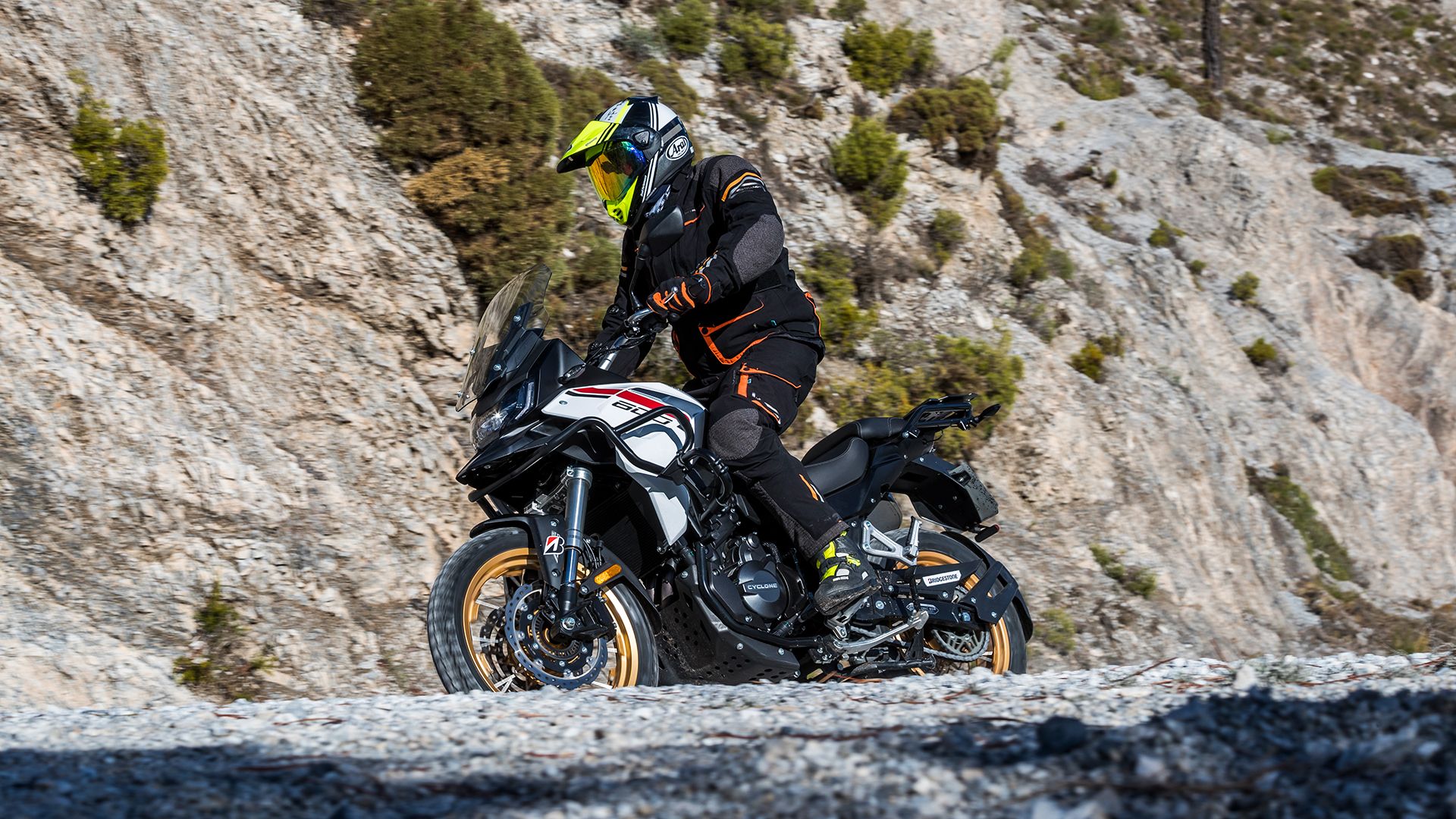 Cyclone RX600 2025 Accion (3)