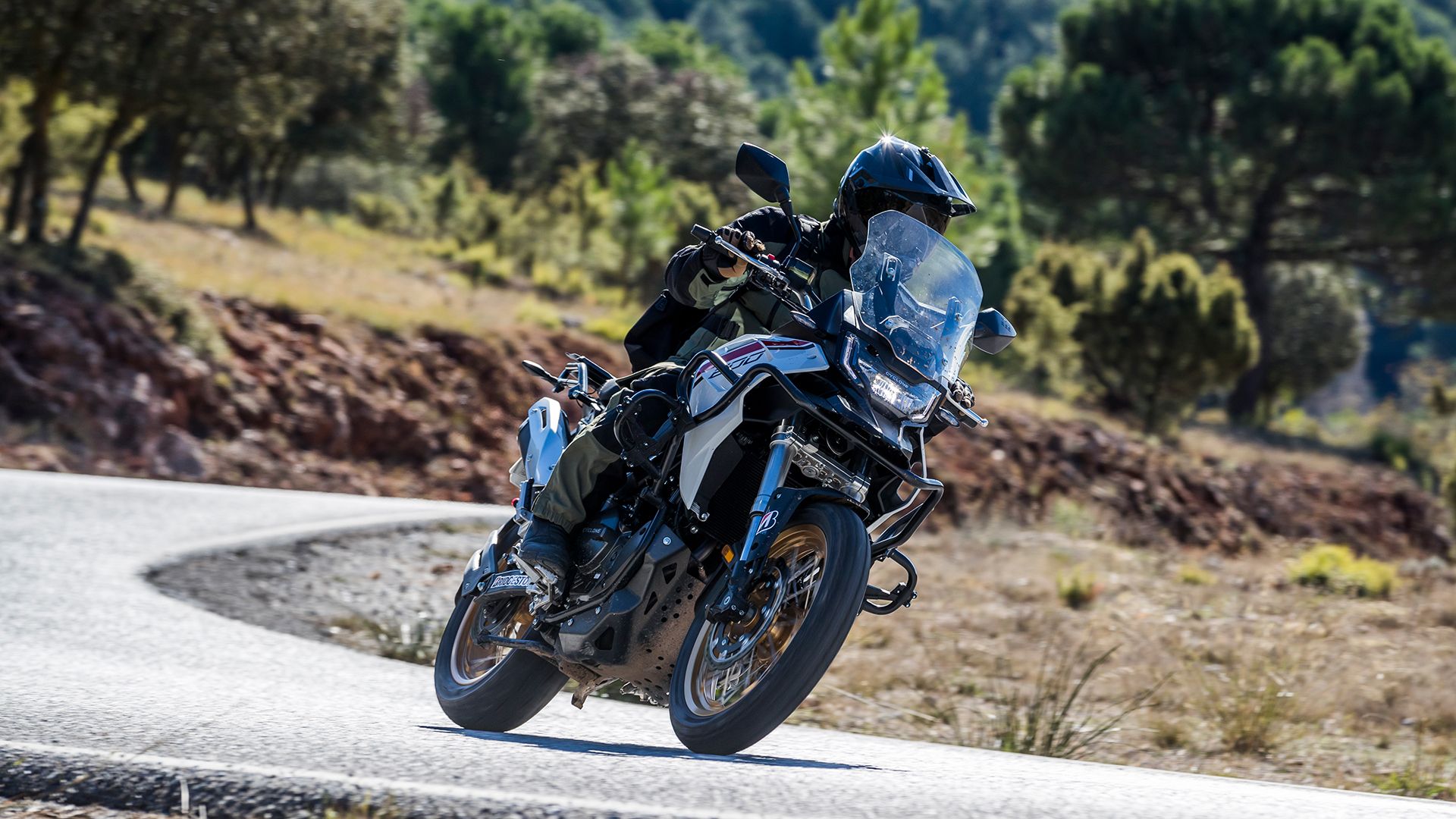 Cyclone RX600 2025 Accion (6)