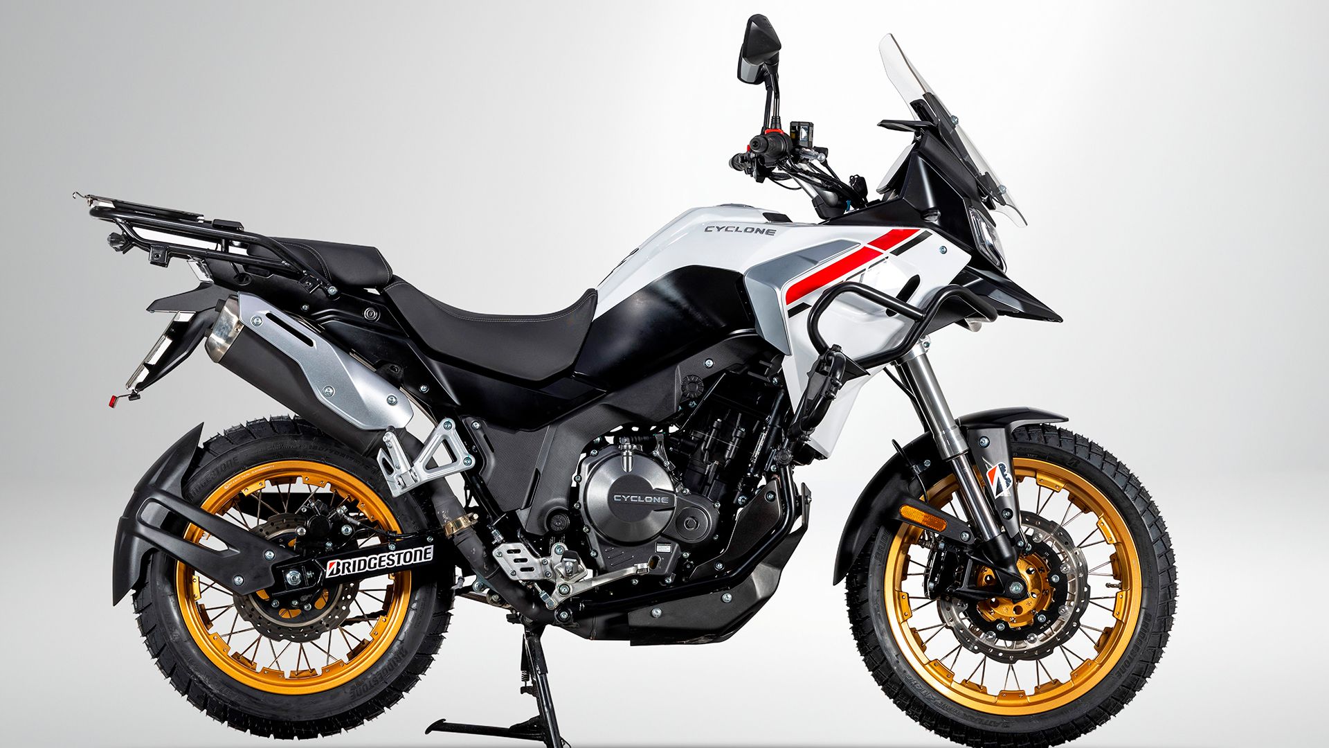 CYCLONE RX600 Detall 001