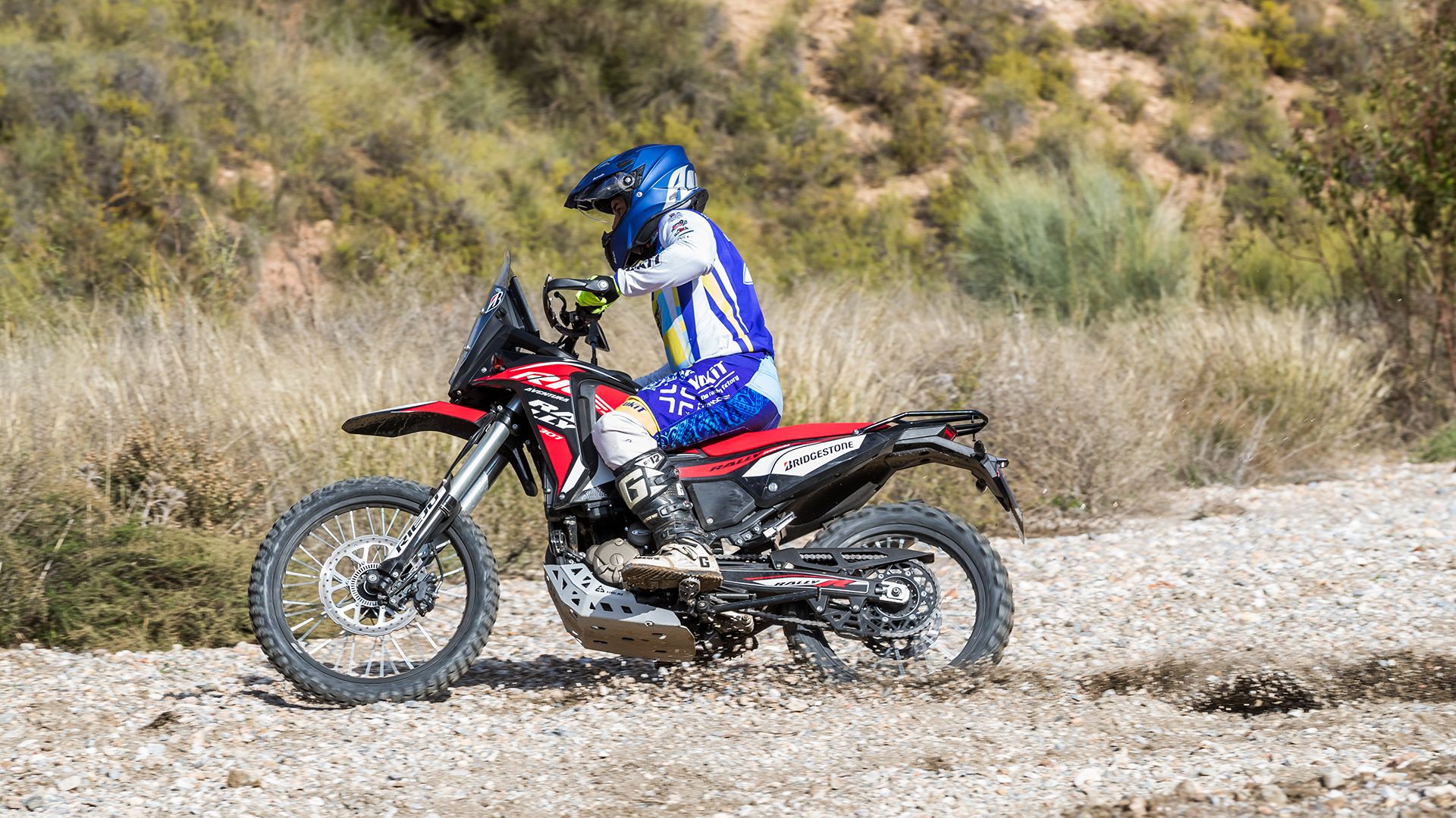 Rieju Aventura Rally 307R 2025 Acción