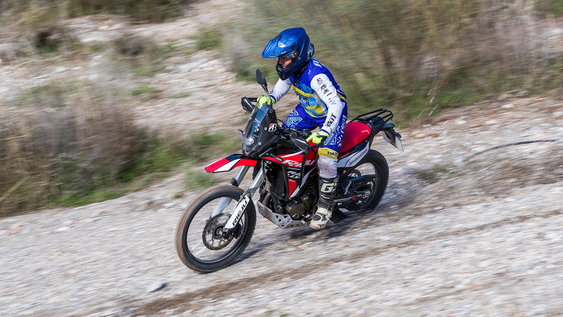 Rieju Aventura Rally 307R 2025 Acción