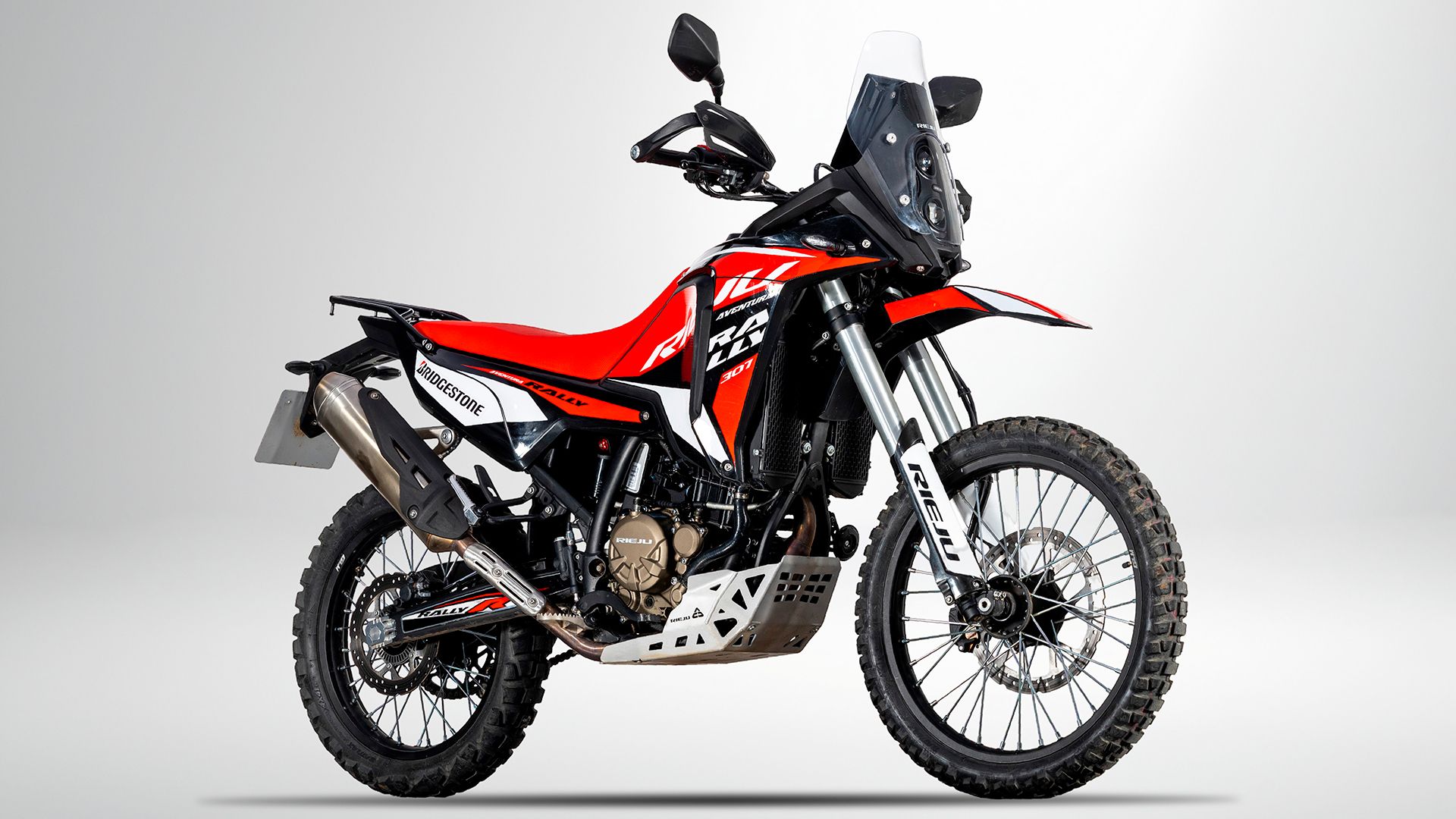 Rieju Aventura Rally 307R 2025 Estudio