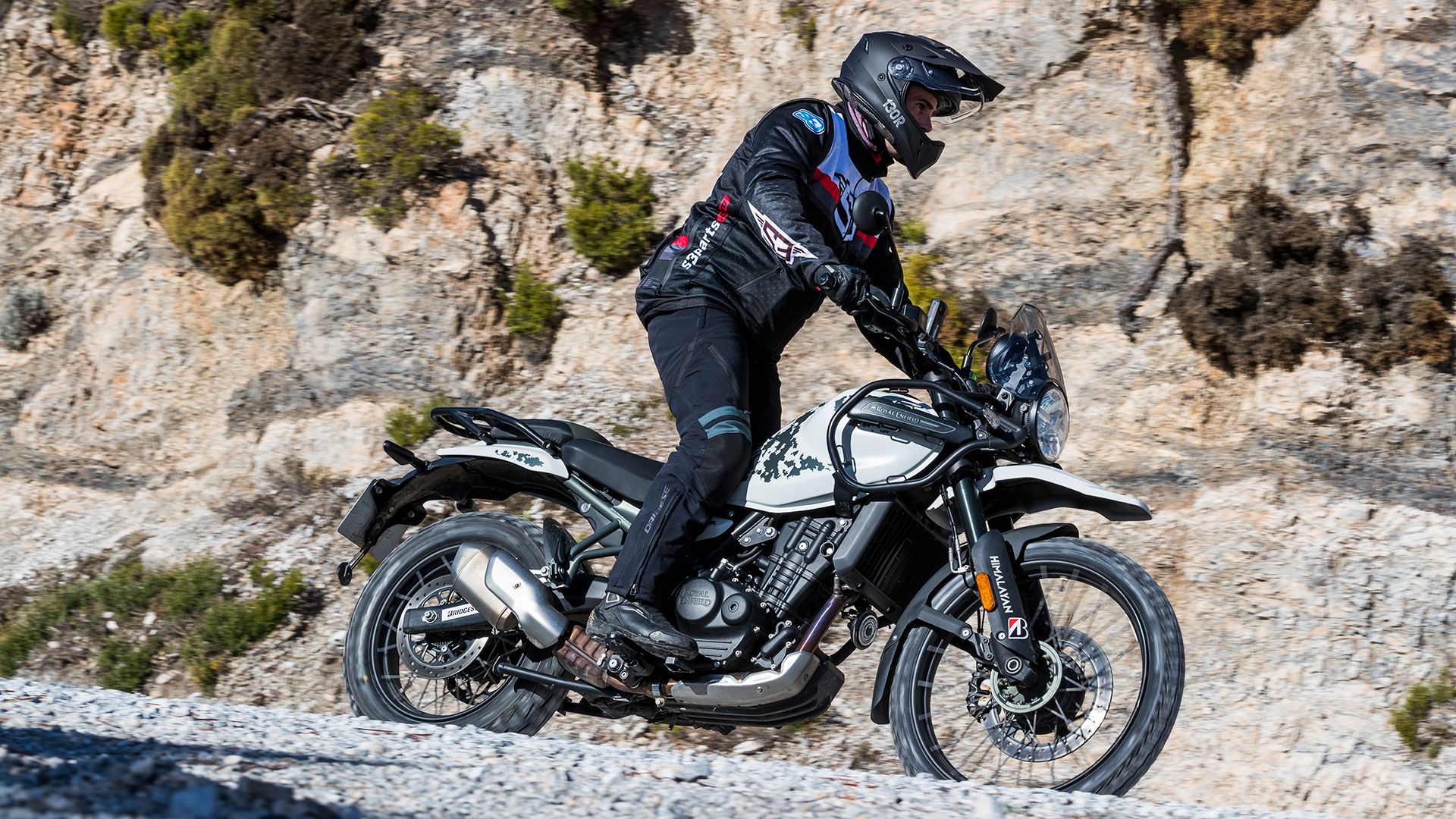 Royal Enfield Himalayan 450 2025 Acción