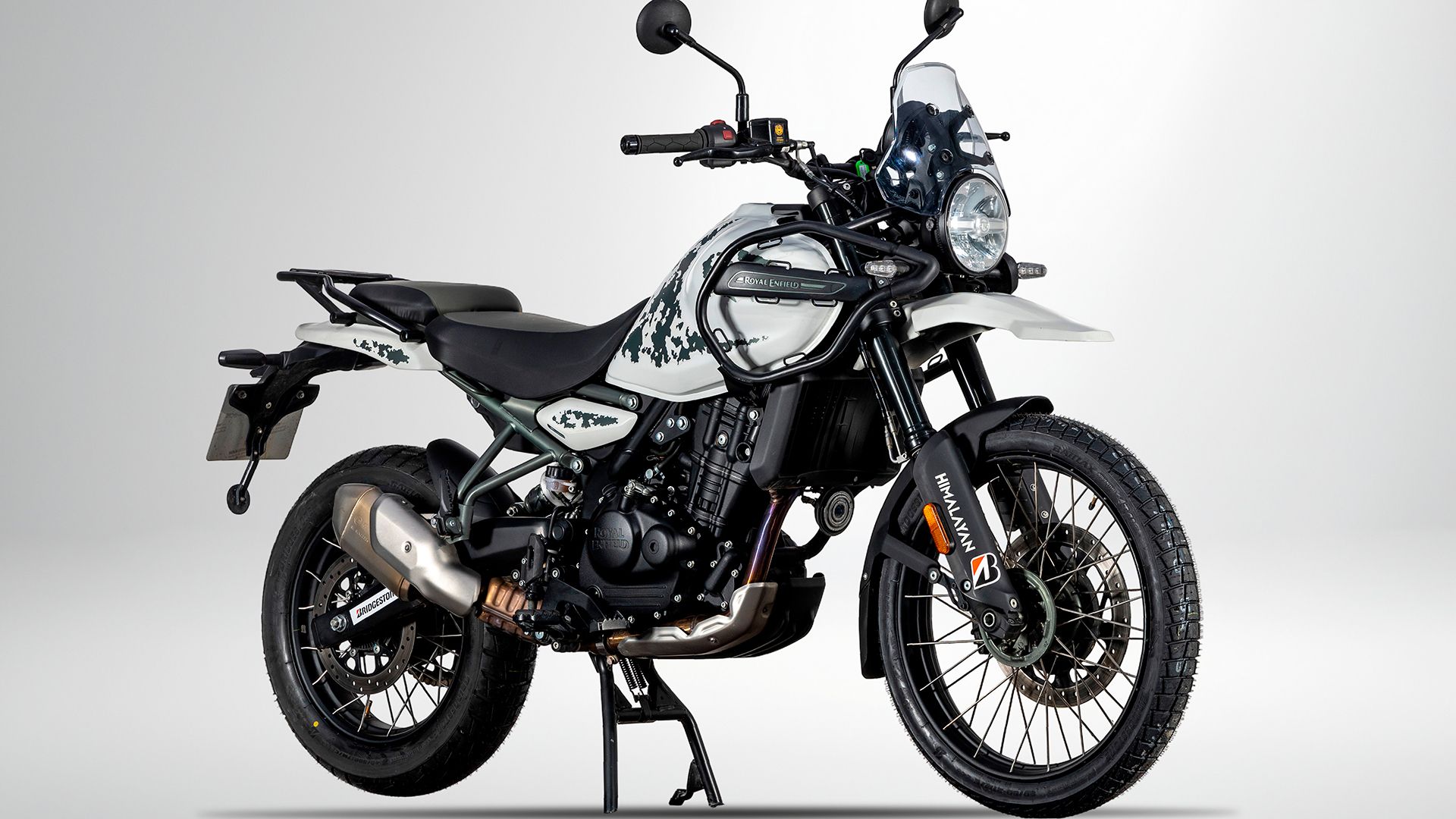 Royal Enfield Himalayan 450 2025 Estudio