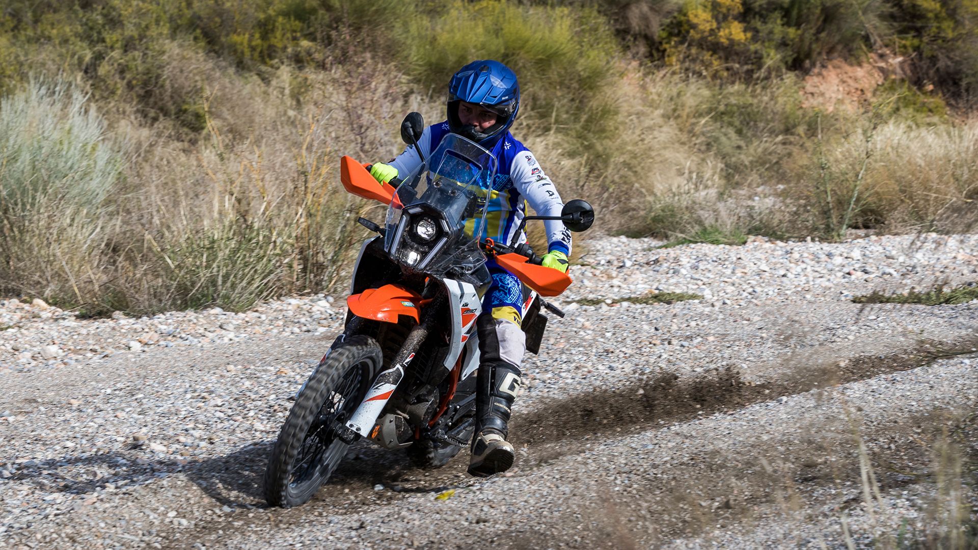 KTM 390 Adventure R 2025 Acción