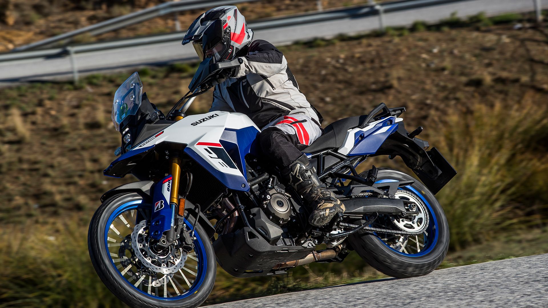 Suzuki V Strom 800DE 2025 Accion (2)