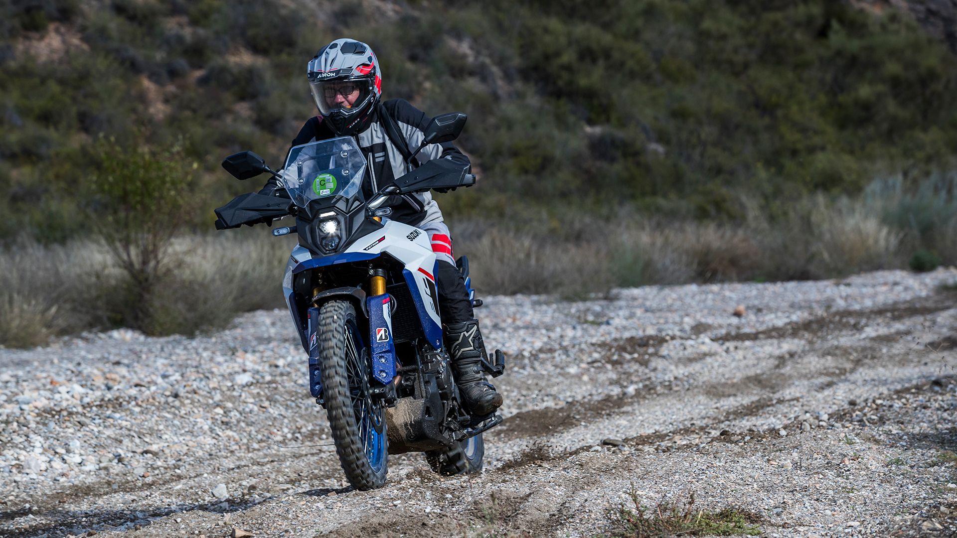 Suzuki V Strom 800DE 2025 Accion (12)