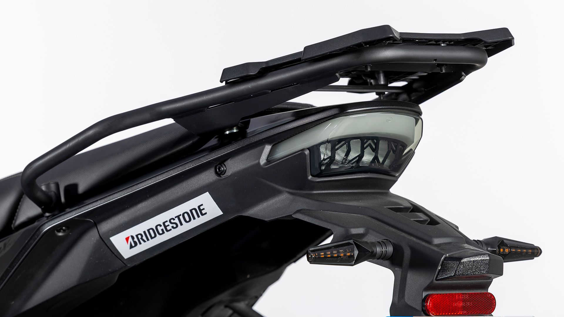 VOGE DS 800 RALLY Detall 025