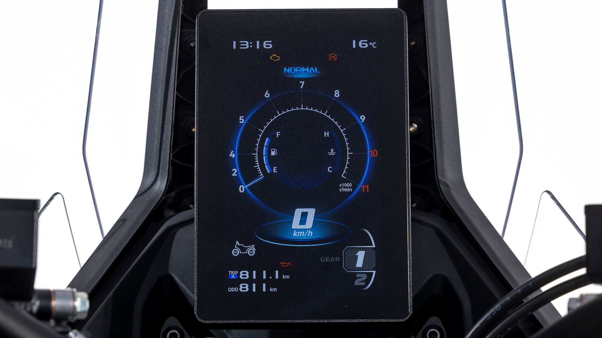 VOGE DS 800 RALLY Detall 027