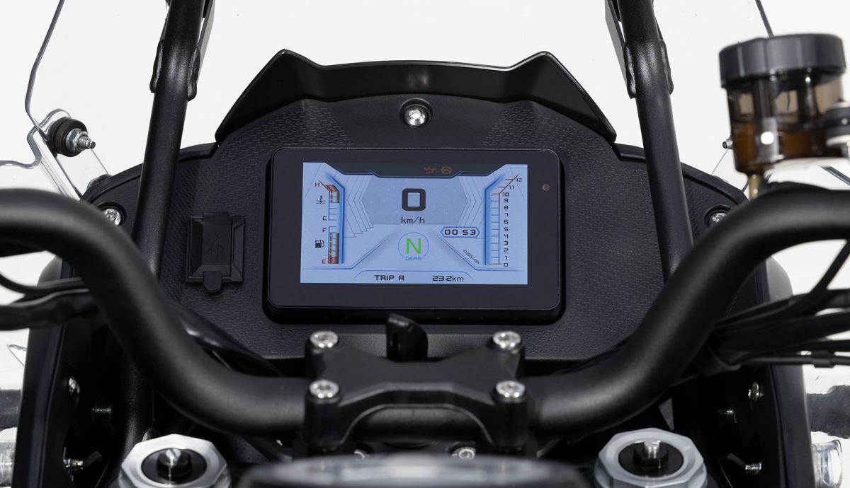 QJMOTOR SRT 700 SX  Detall 025